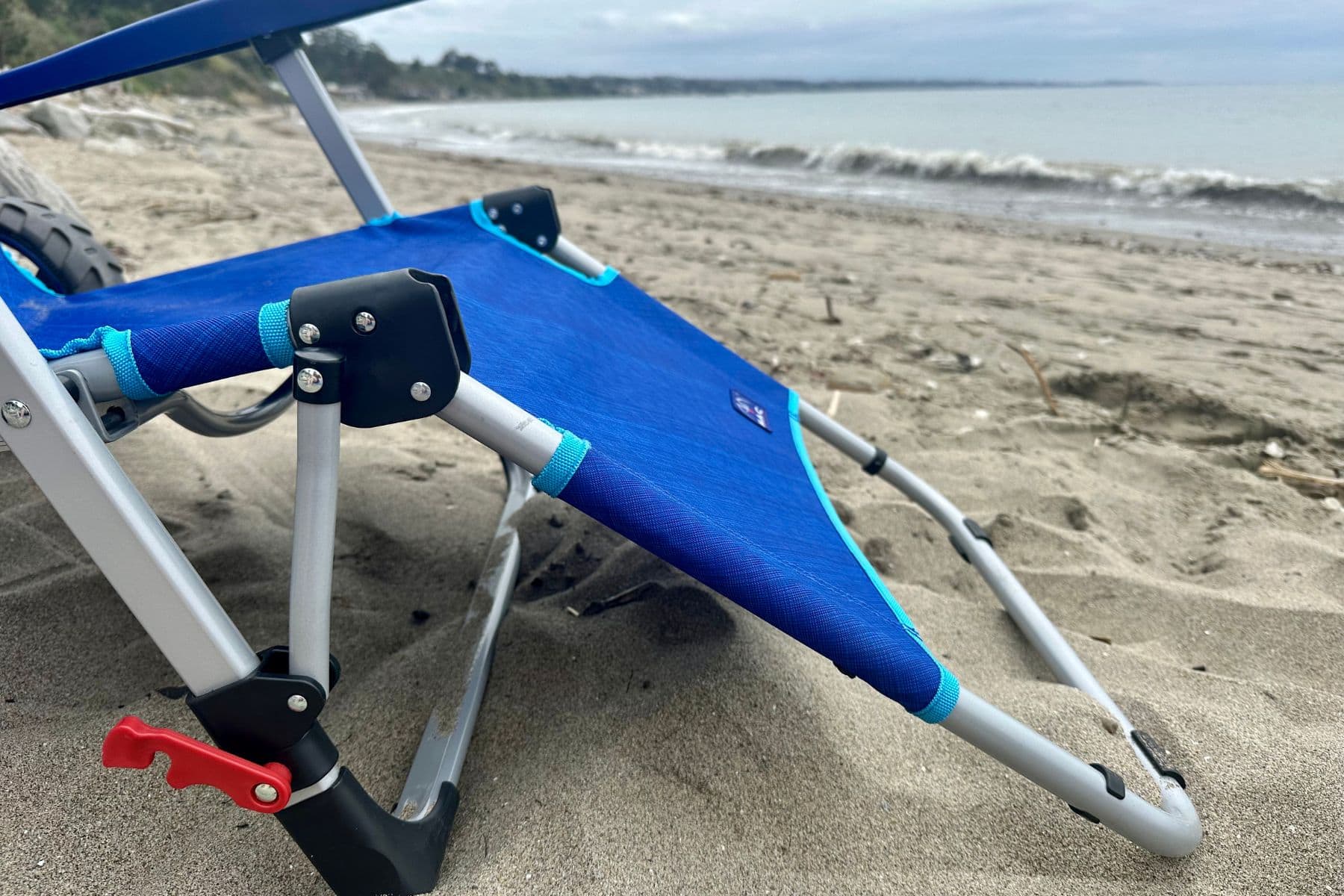 mac-sports-foldable-chair-with-wagon-close-side