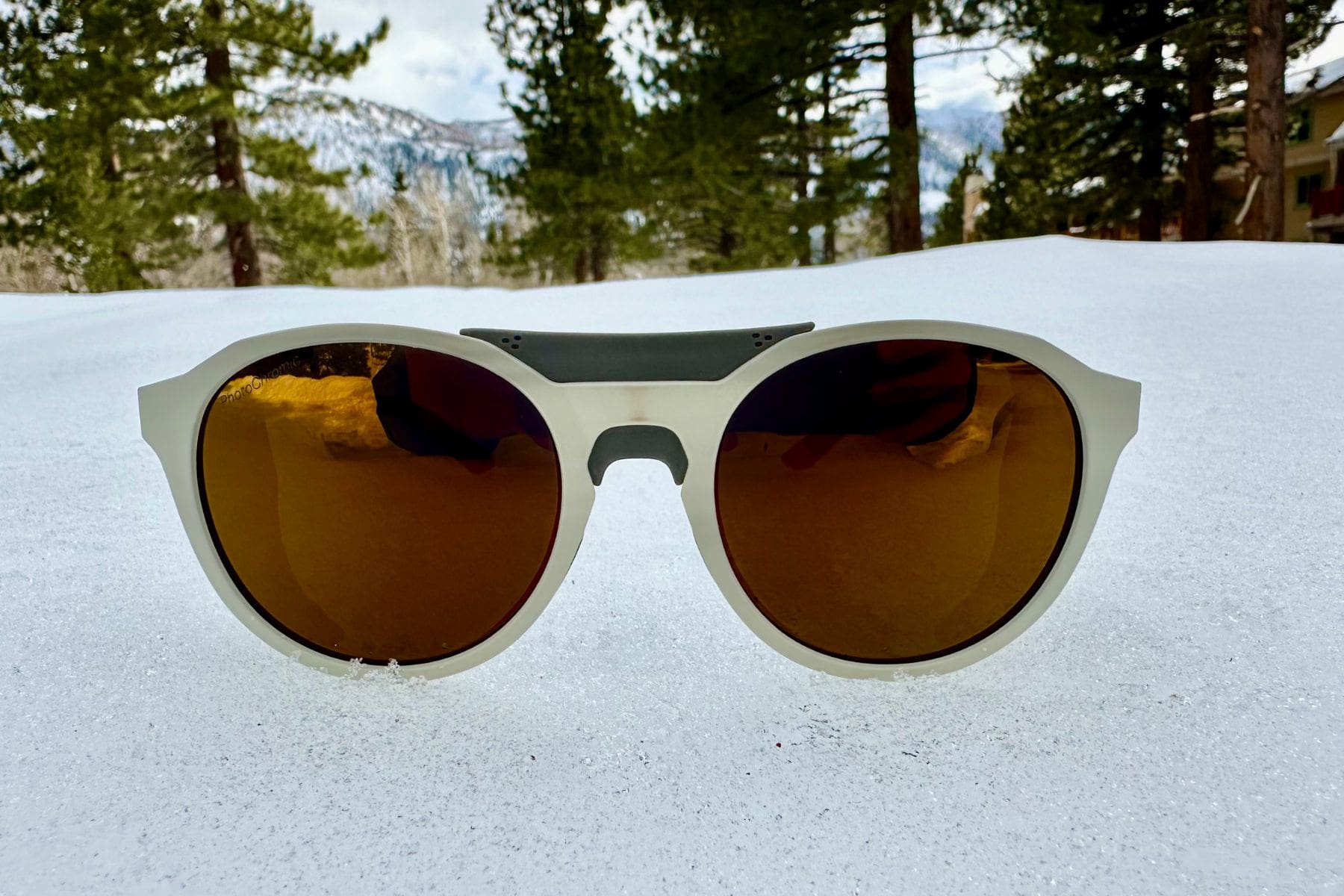 smith-venture-sunglasses-front