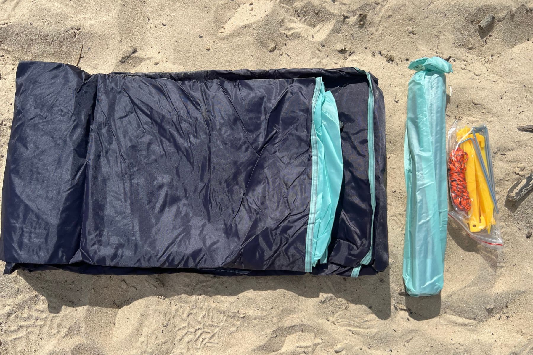 whitefang-beach-at-sand