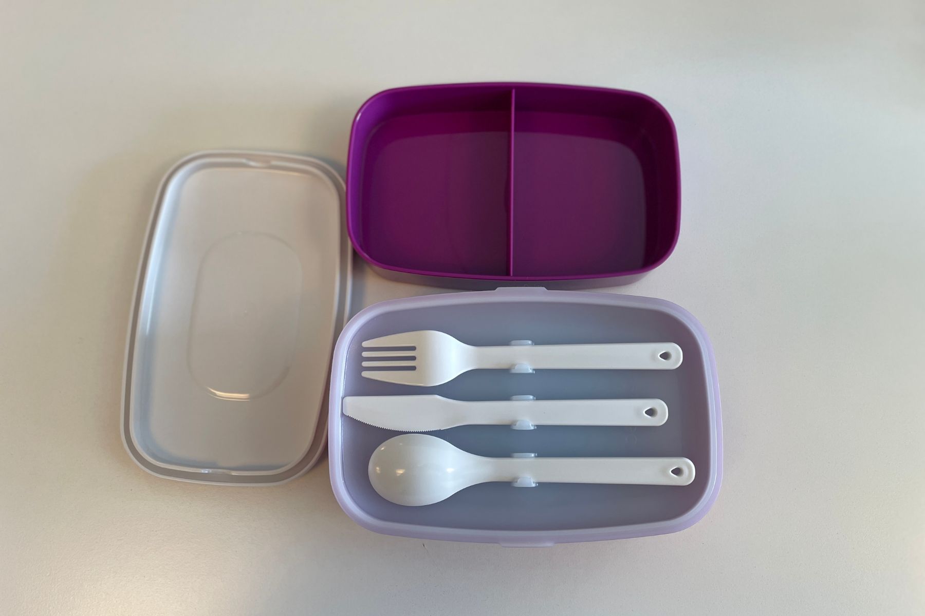 bentgo-lunch-box-flimsy-and-small