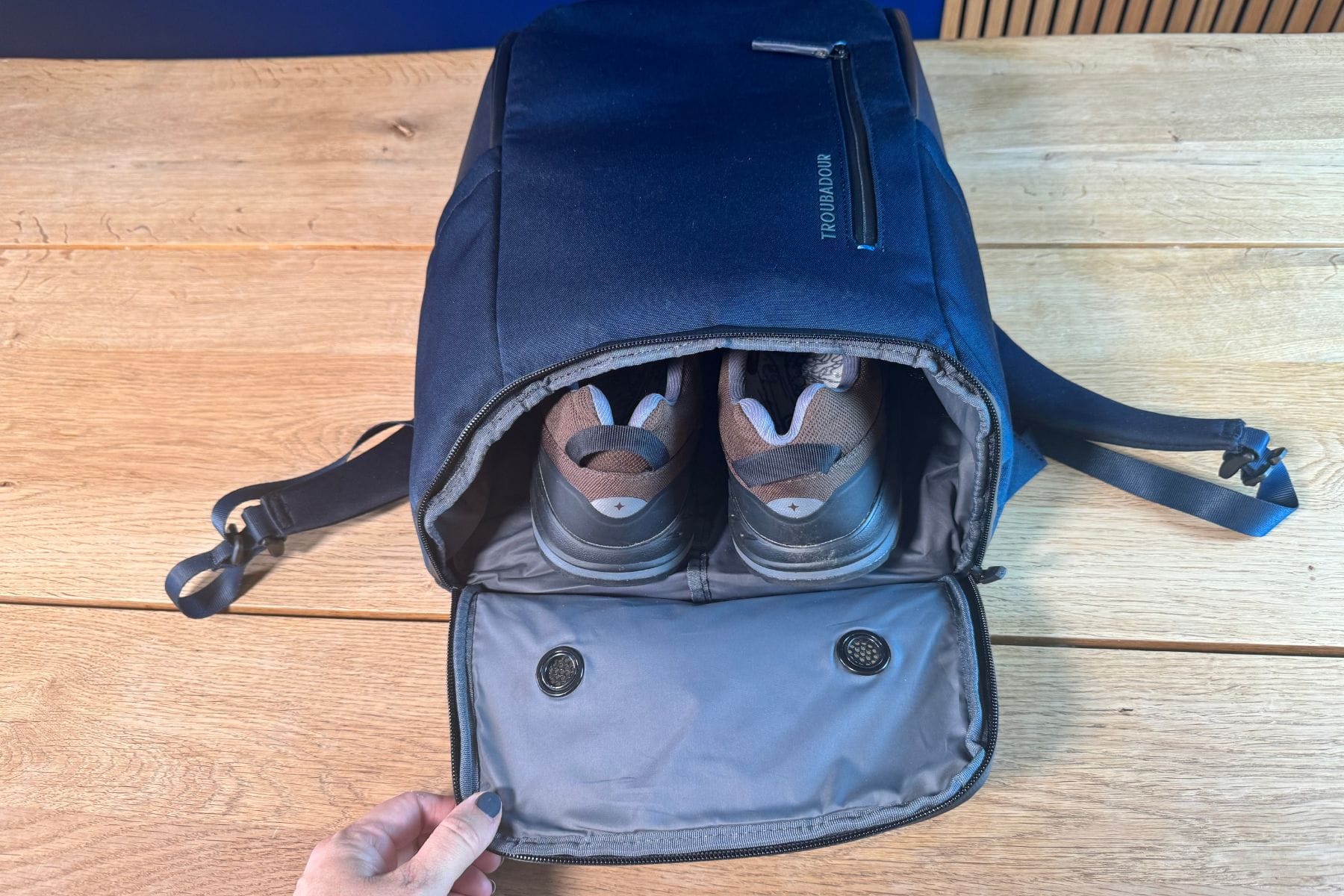 bottom compartment