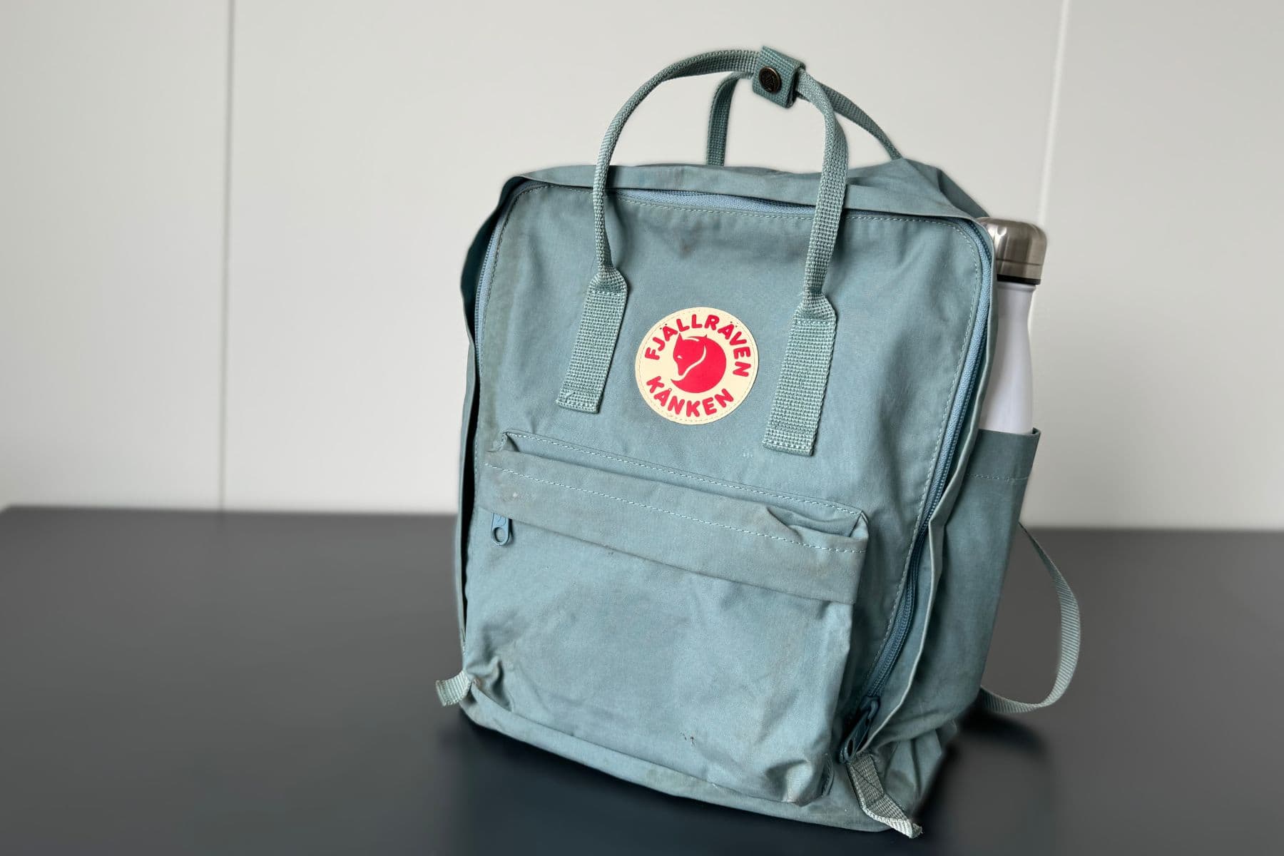 fjallraven-kanken-backpack-front-view