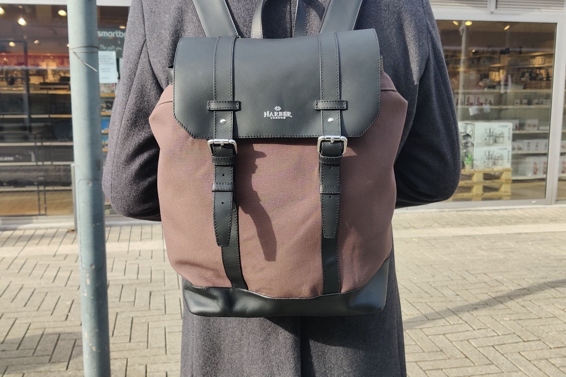 harber-london-classic-rucksack-back-view