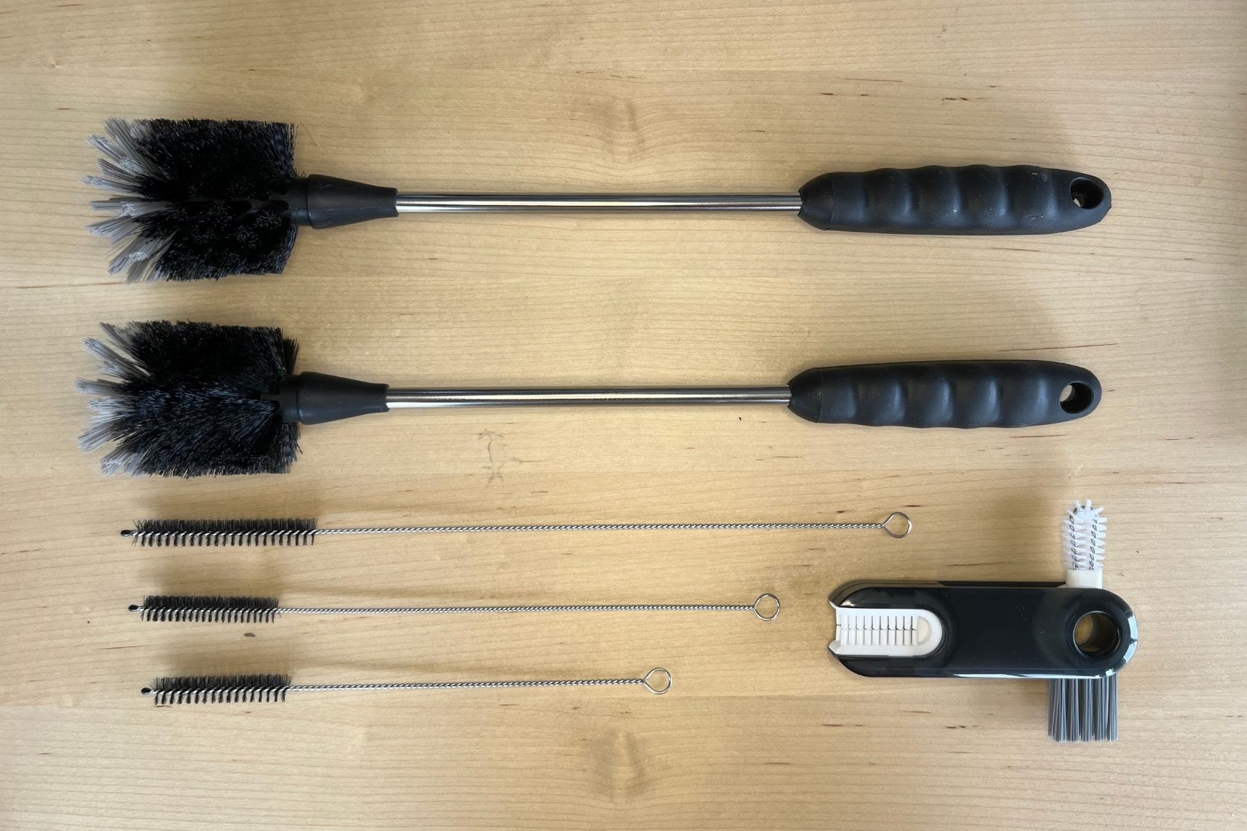 how-to-keep-your-reusable-water-bottle-clean-bottle-brush