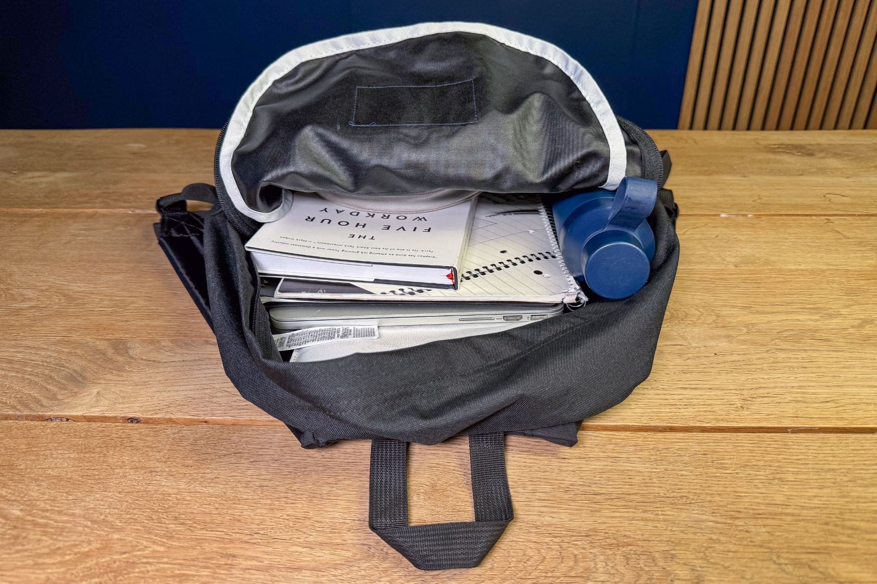jansport-superbreak-one-26l-compartment