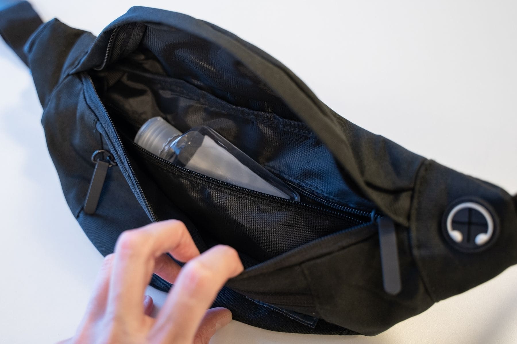 maxtop-open-compartment