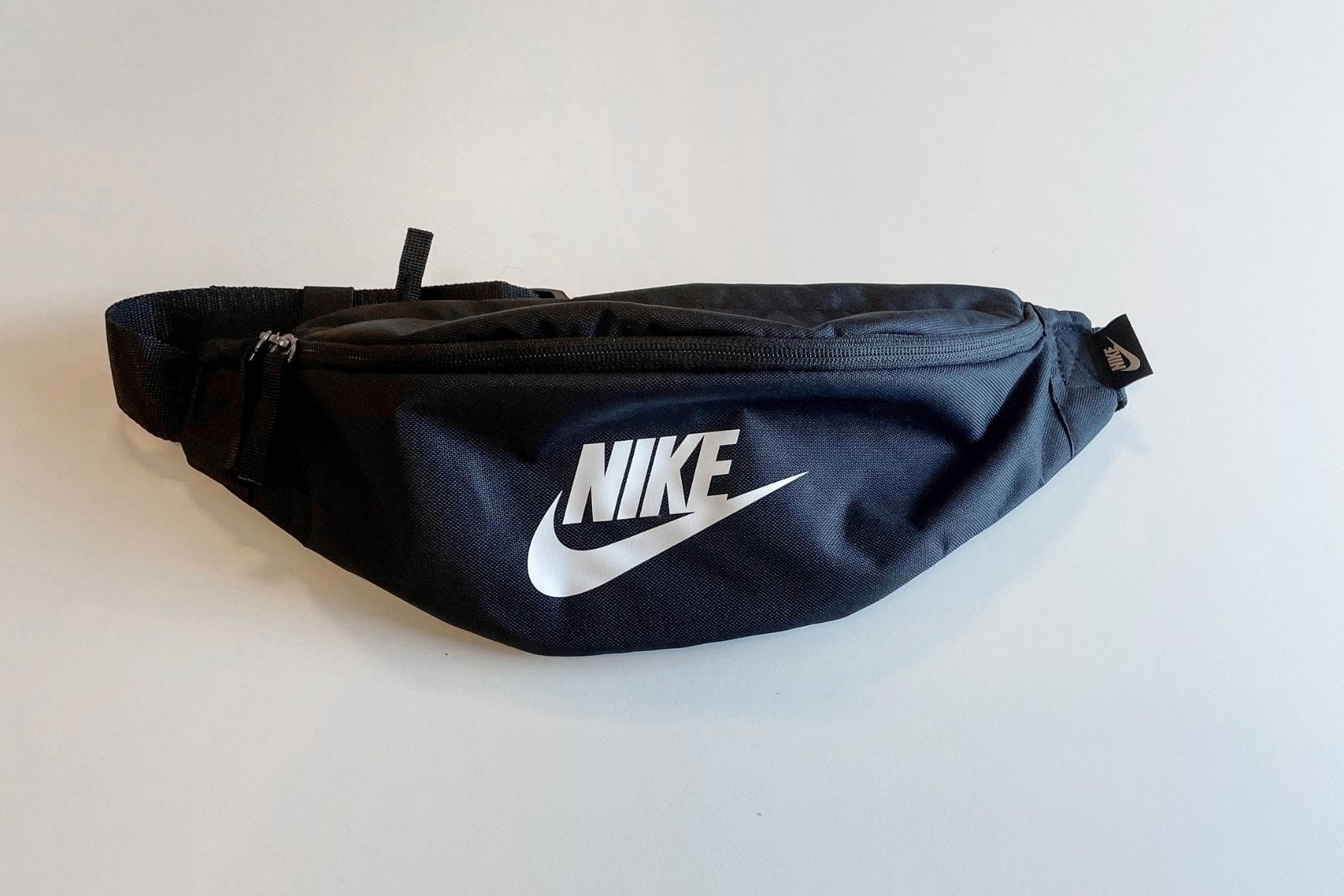 nike-heritage-black