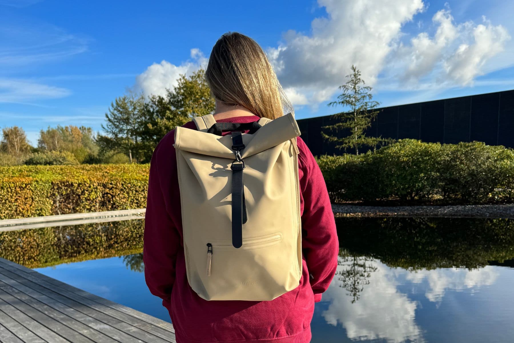 rains-rolltop-13-liter-front