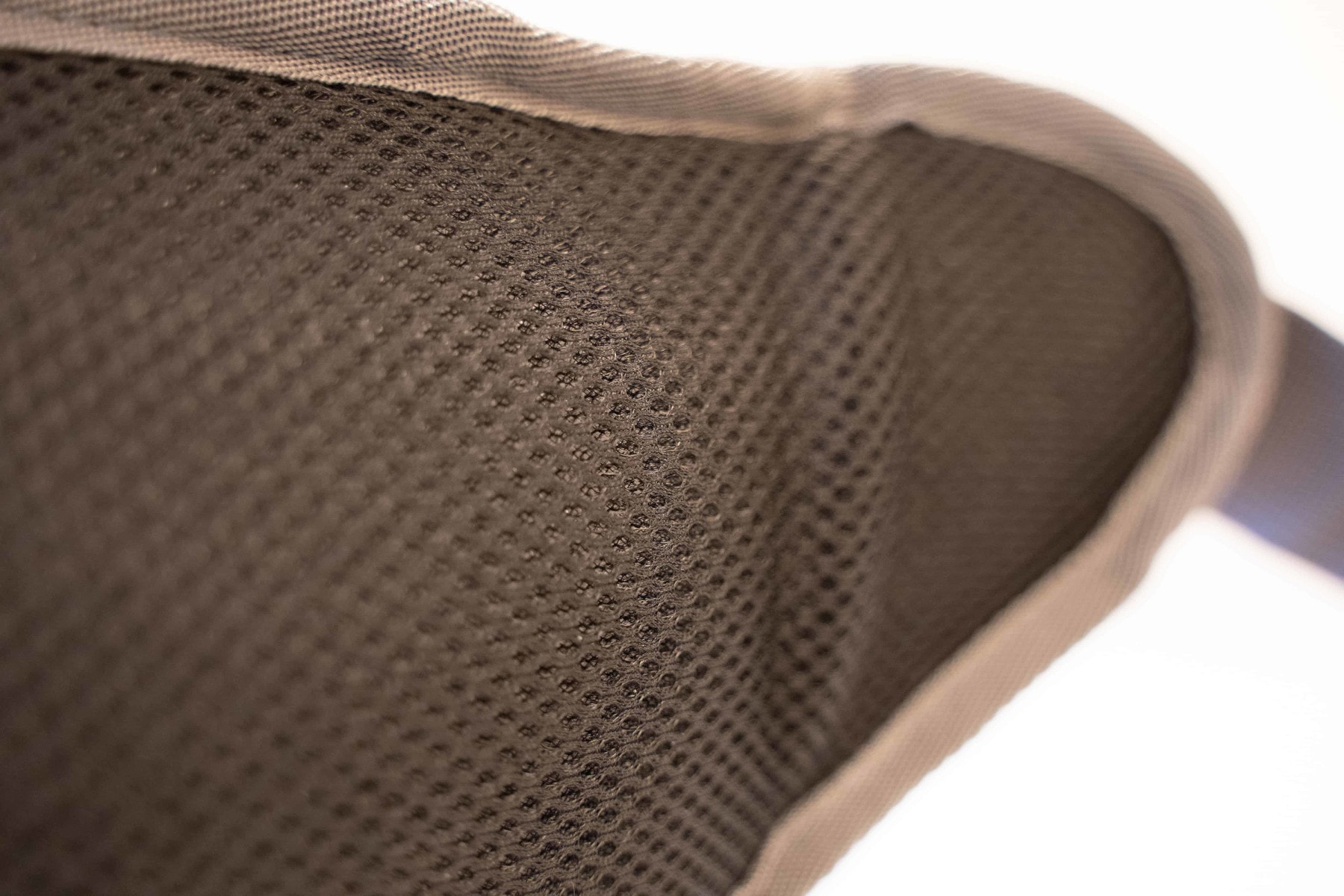 waterfly-fanny-pack-breathable-materials
