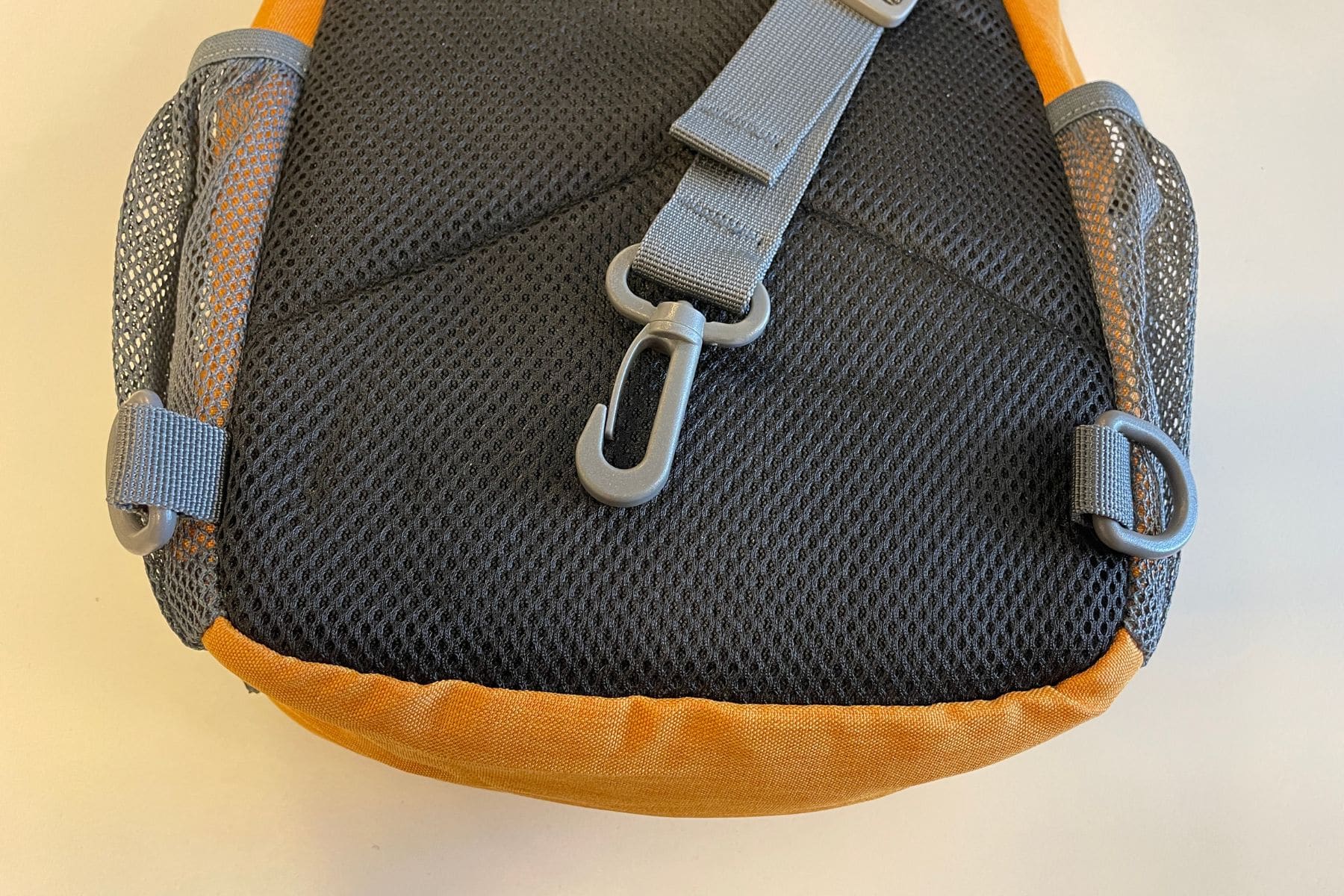 waterfly-sling-bag-sturdy