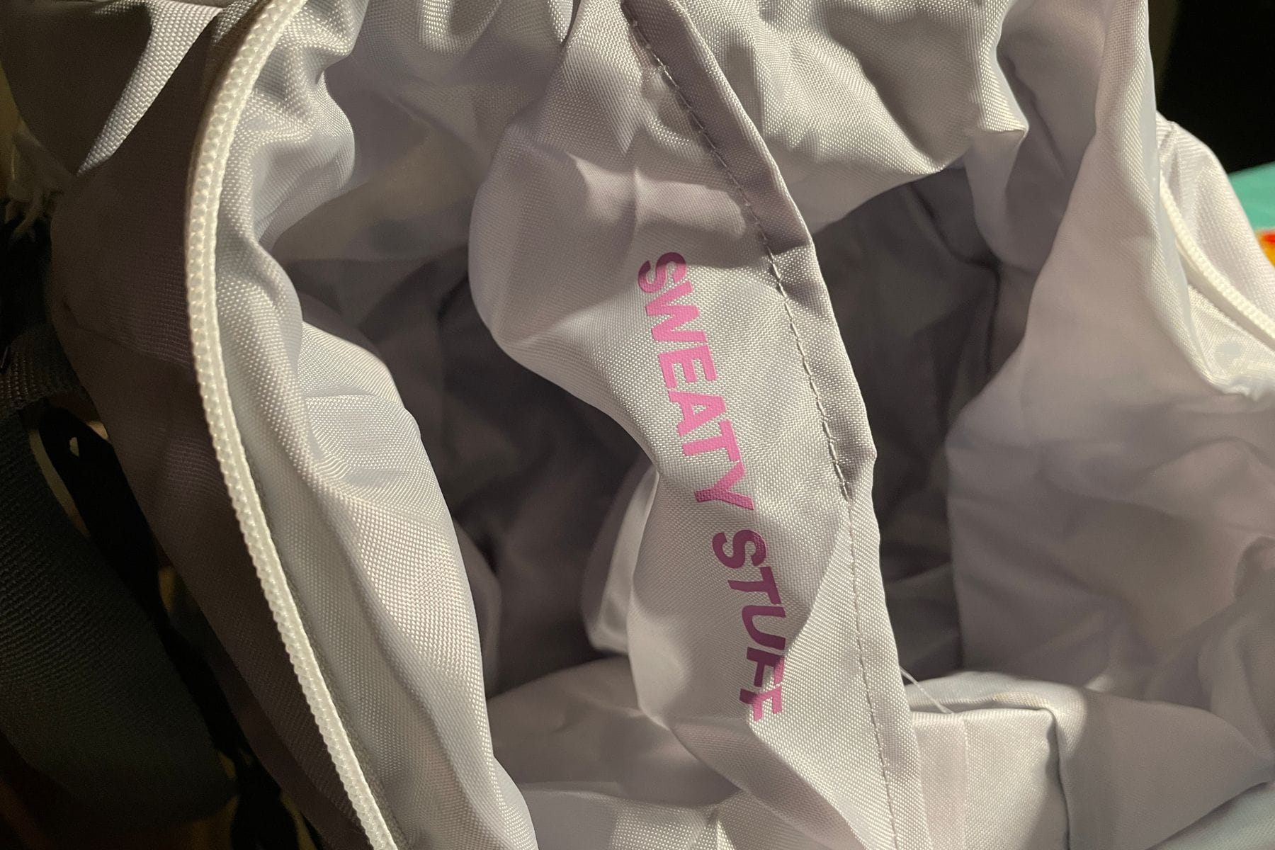 adidas-squad-v-gym-bag-sweaty-stuff