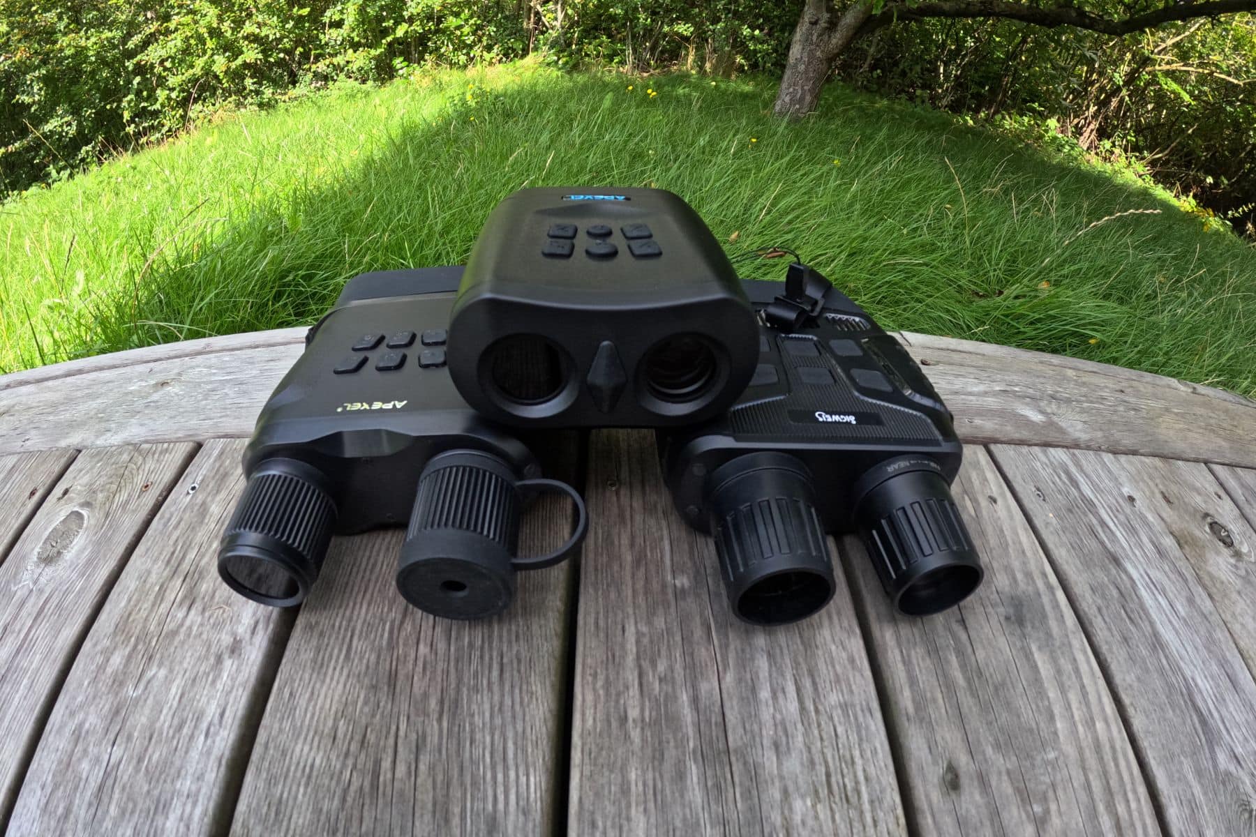 apexel-digital-night-vision-compact