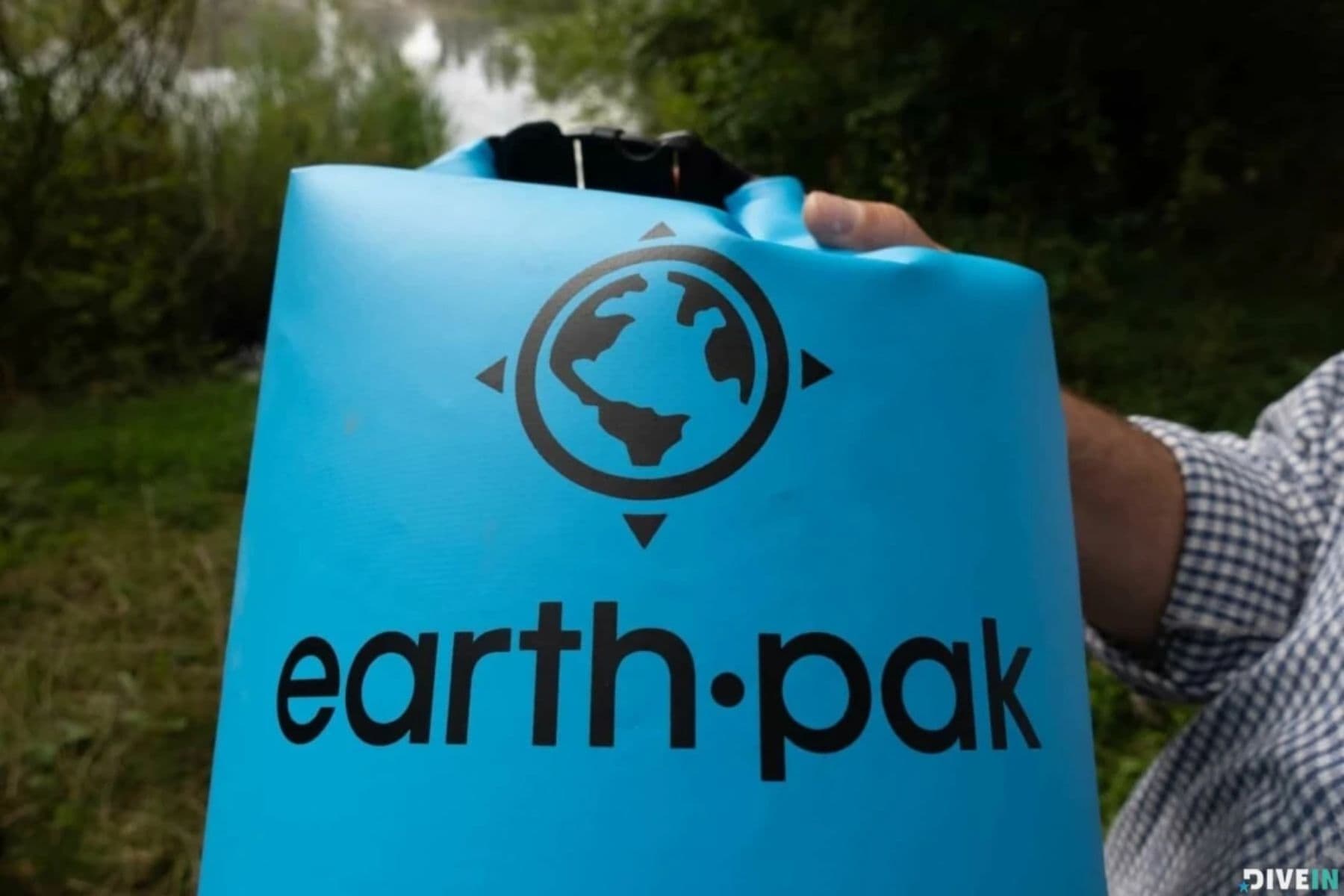 Earth Pak Waterproof Close