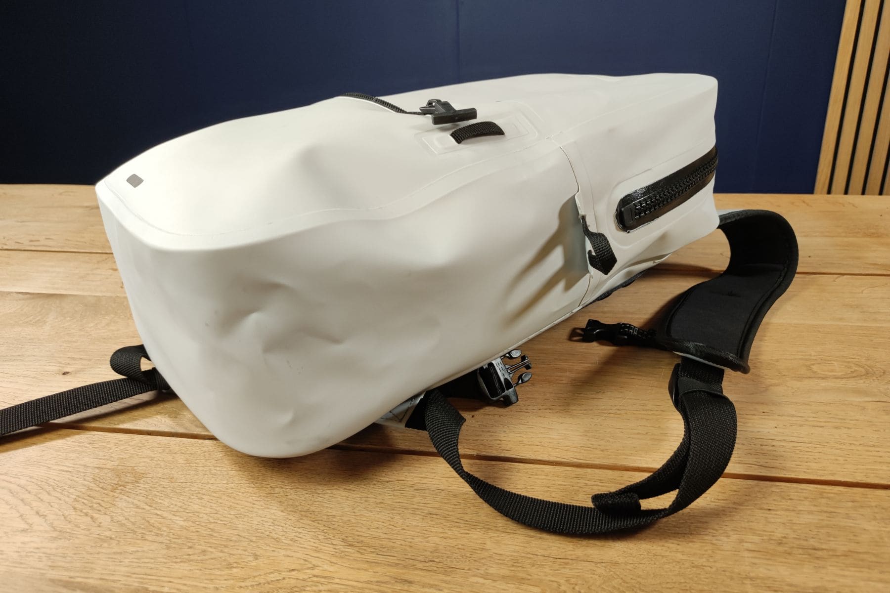 fogland-waterproof-backpack-15-25l-white