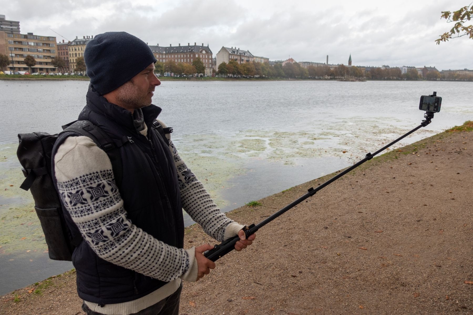 fugetek-51-selfie-stick-portability-bradley-side-view
