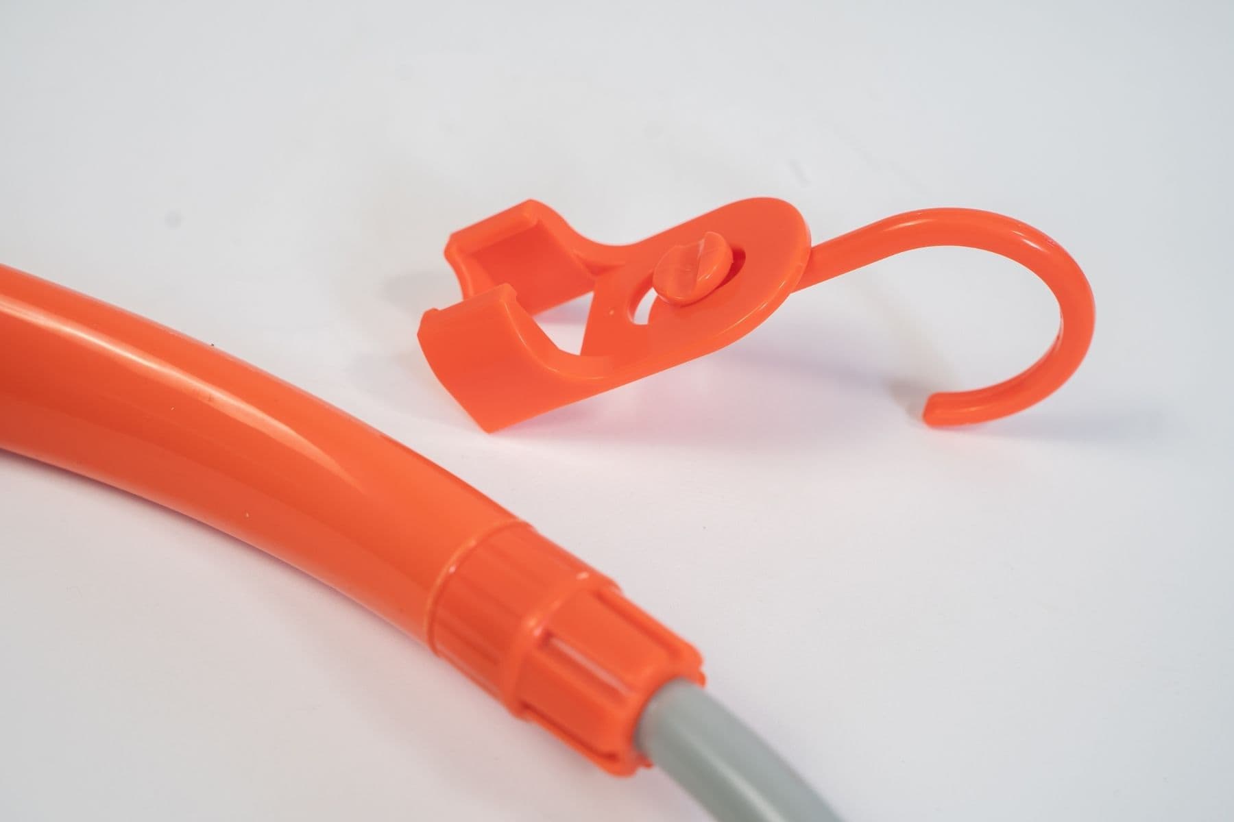 ivation-portable-camping-shower-hook