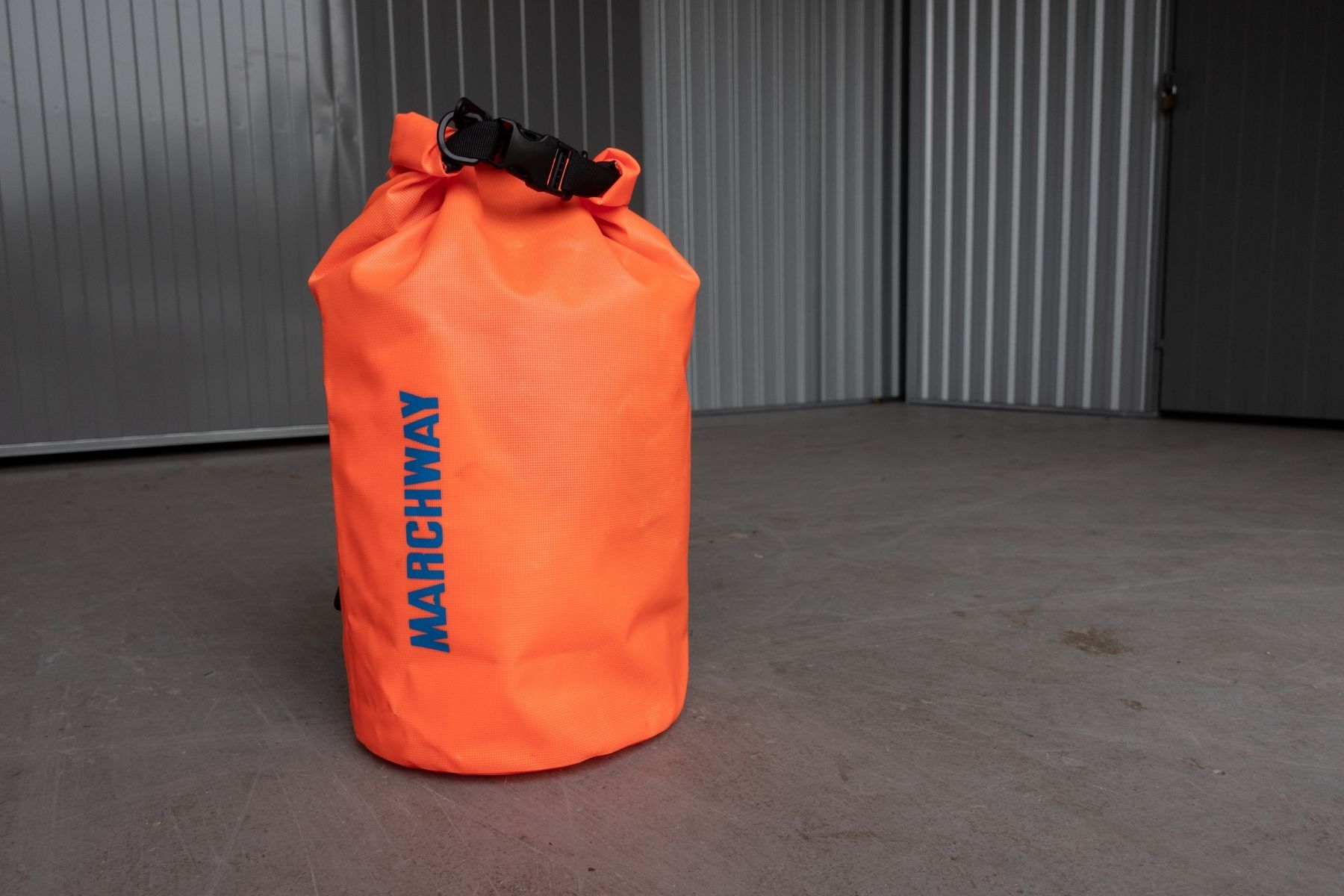 marchway-floating-drybag-overview-office