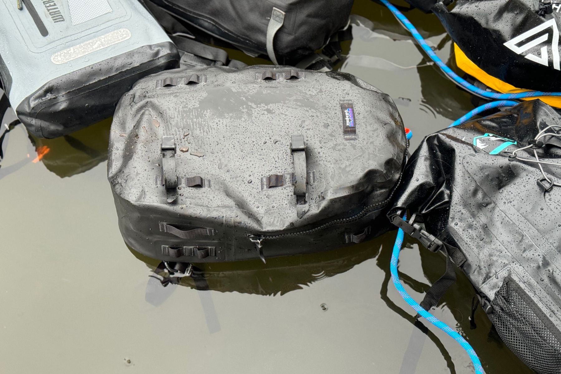 patagonia-guidewater-backpack-29l-drysuit