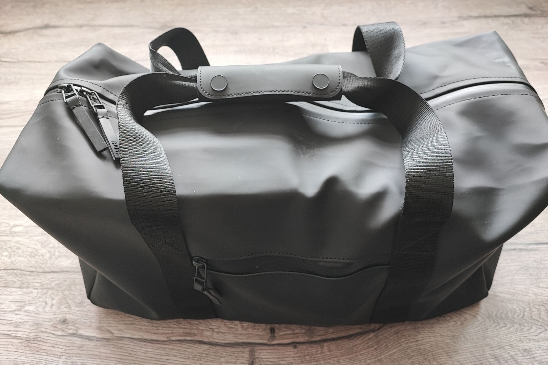 Rains Trail Gym Bag 27l Handle Wrap