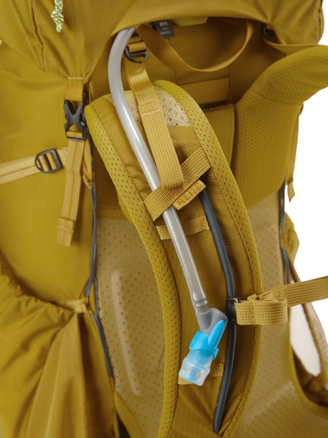 Rei Flash 55 Features