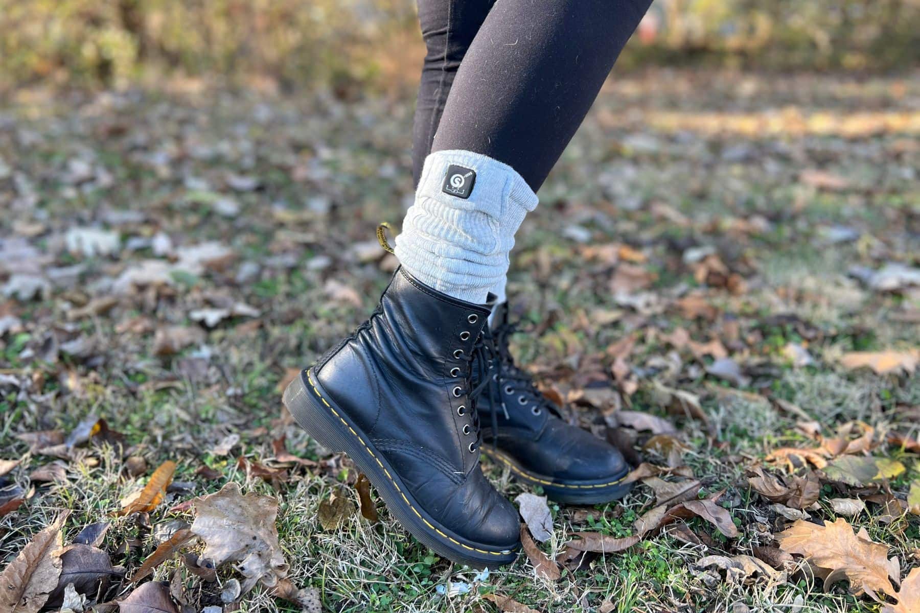 snow-deer-heated-socks-soft-performance