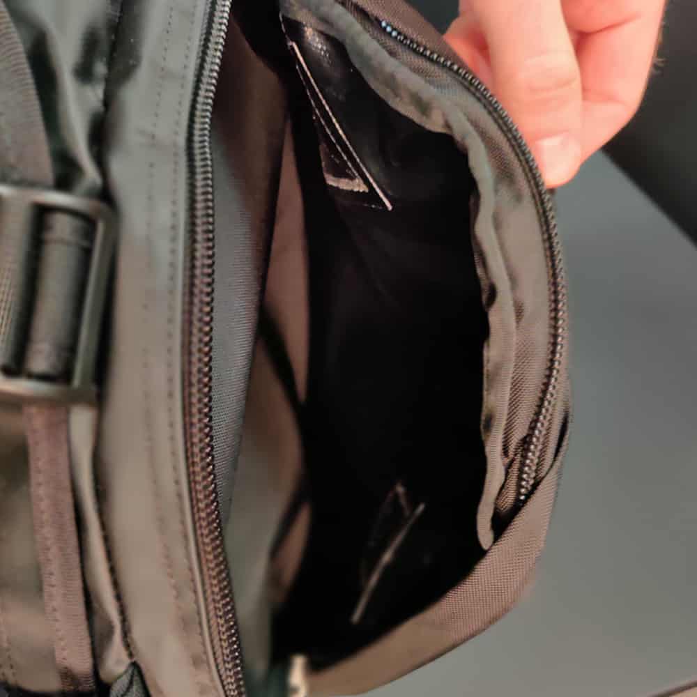 the-north-face-base-camp-duffel-bag-storage-photo.jpg