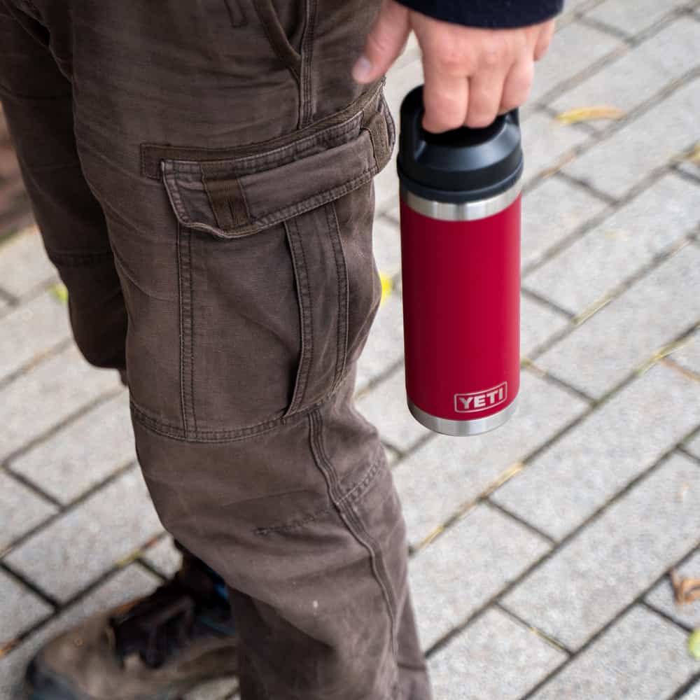 yeti-rambler-easy-to-handle.jpg