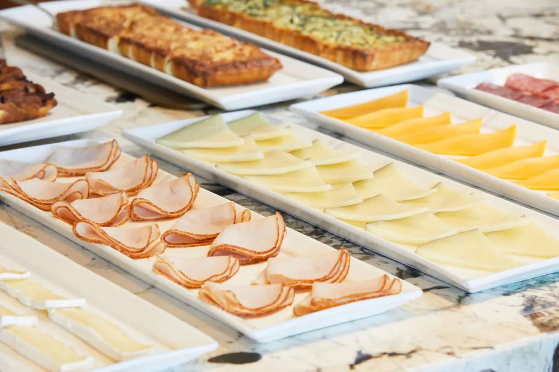 Ac Hotel Slices