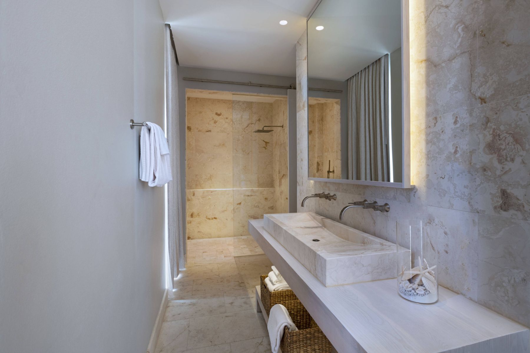 Alaia Belize An Autograph Collection Resort Mirror