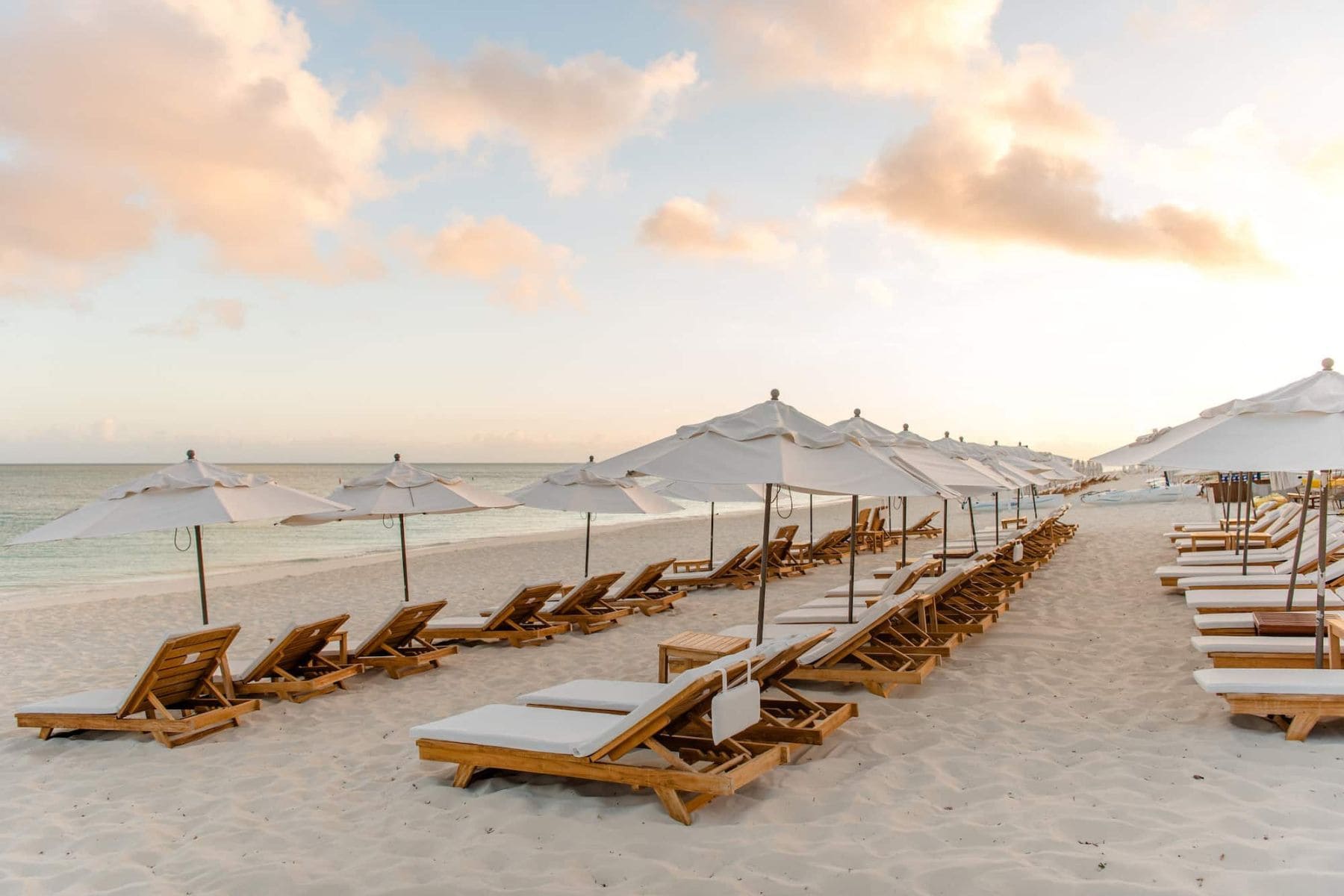 alexandra-resort-beach