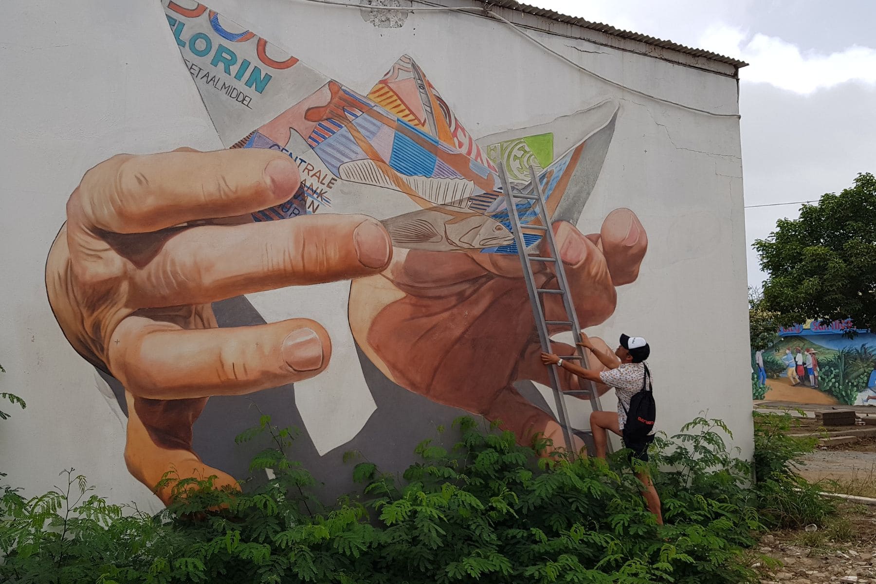 all-inclusive-resort-aruba-murals