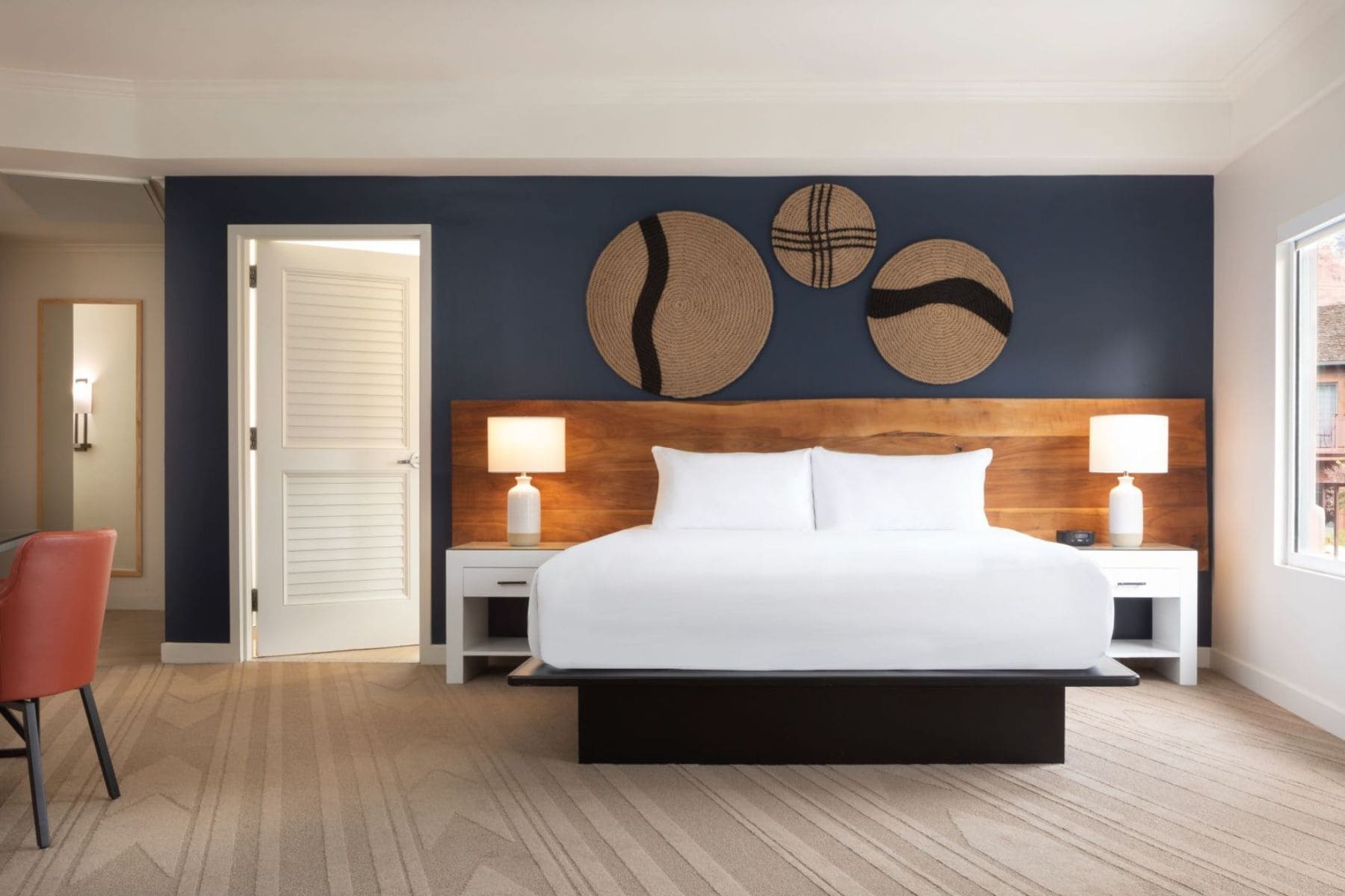 amara-resort-and-spa-bed-front
