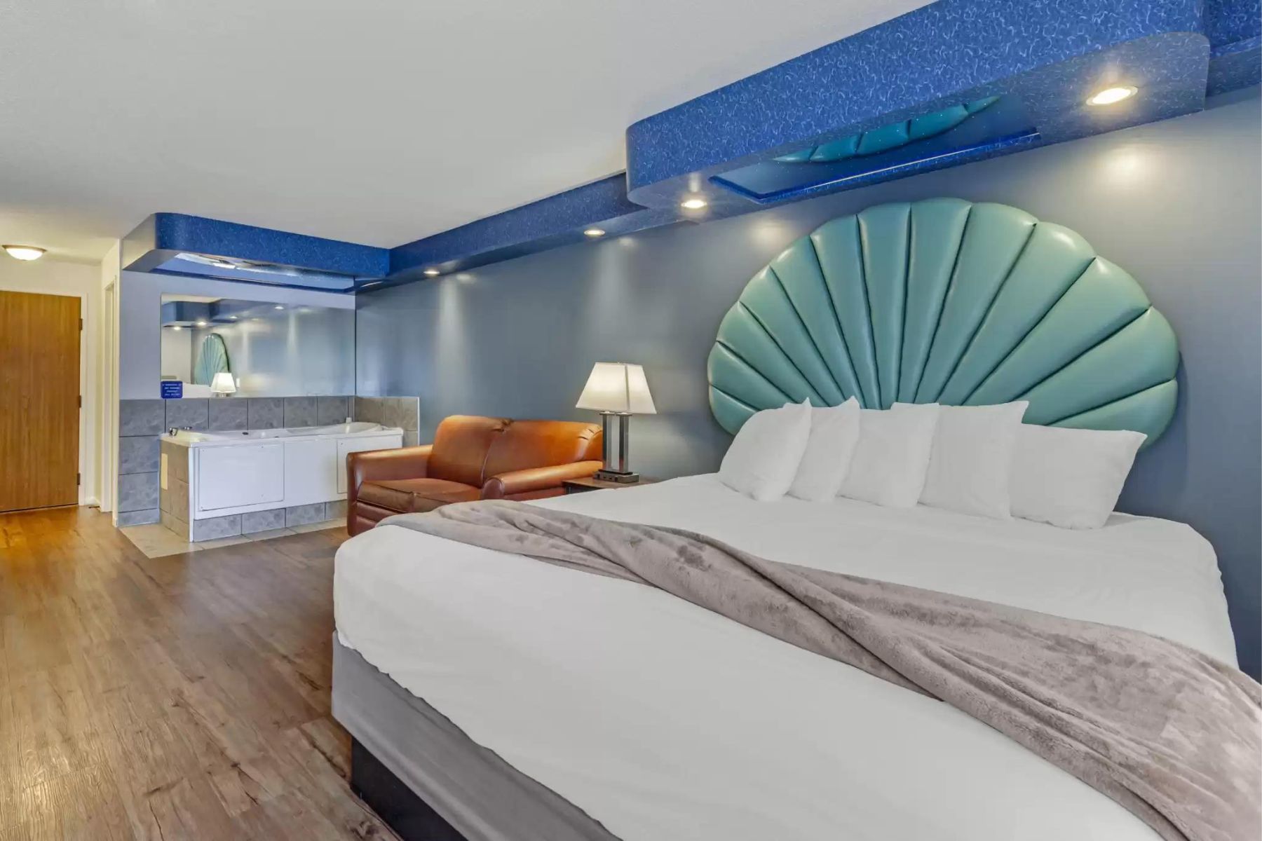 Atlantis Family Waterpark Hotel Bed Room