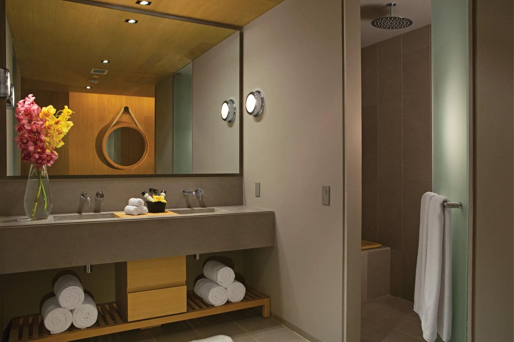 breathless-cabo-san-lucas-resort-bath