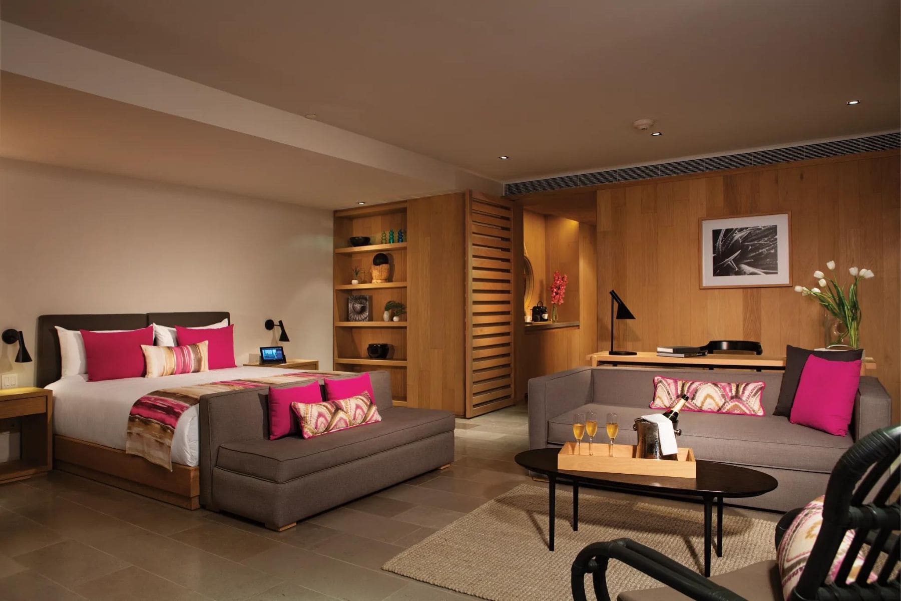 breathless-cabo-san-lucas-resort-full-room