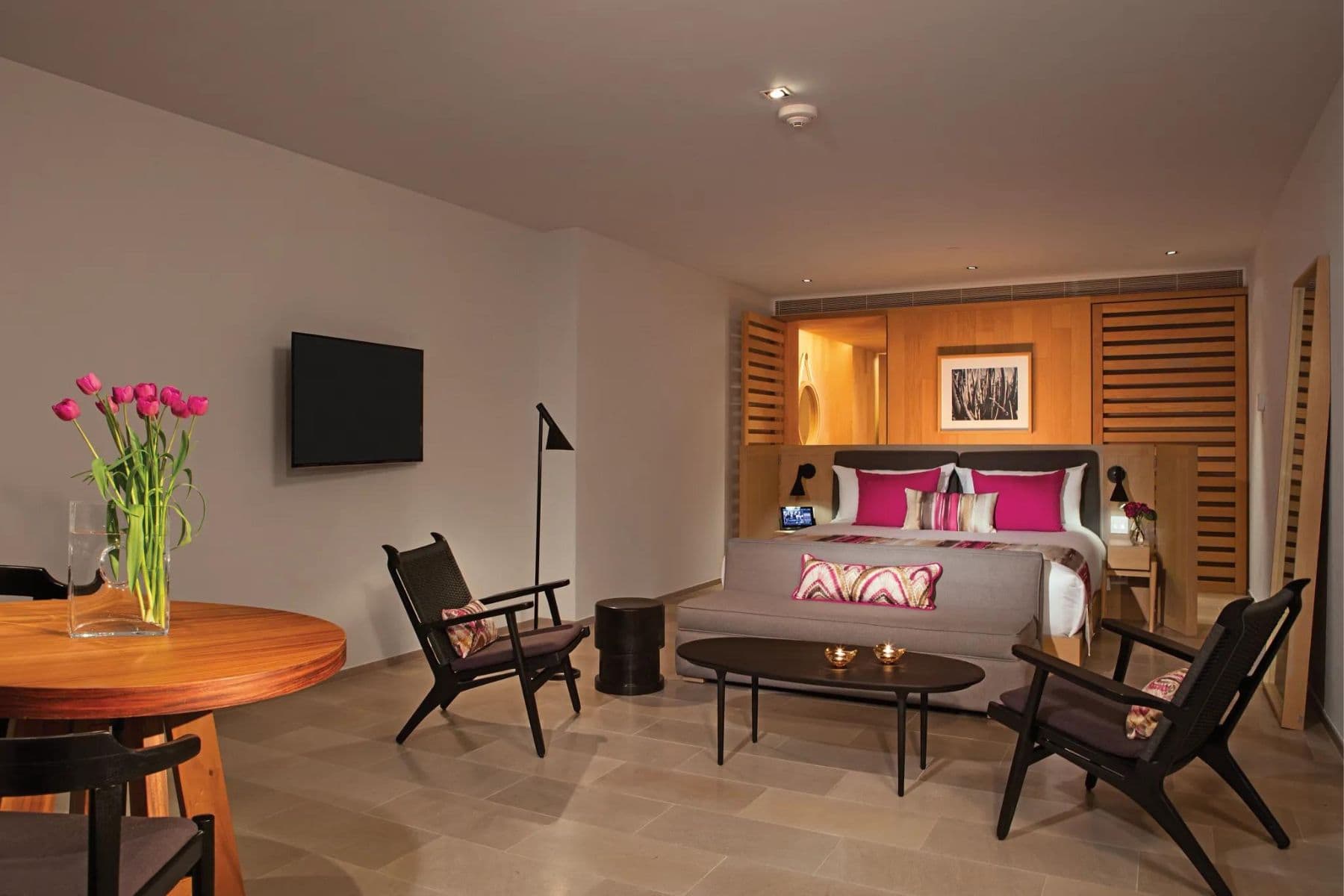 breathless-cabo-san-lucas-resort-tv
