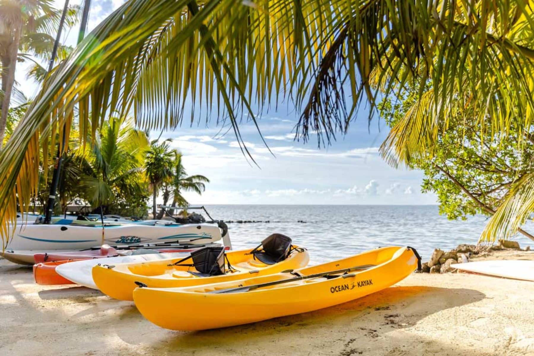 cayo-espanto-kayak
