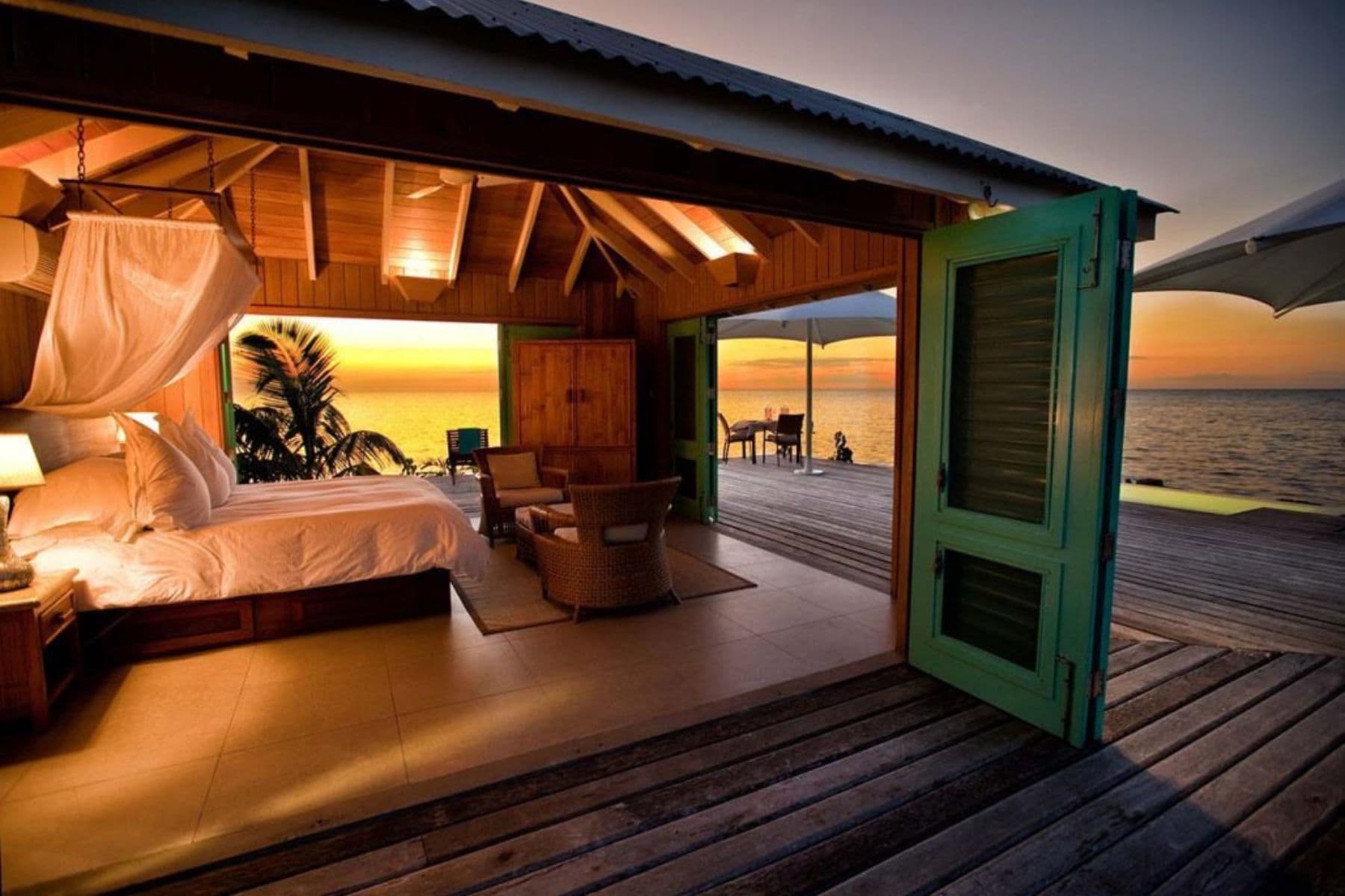 Cayo Espanto Villas