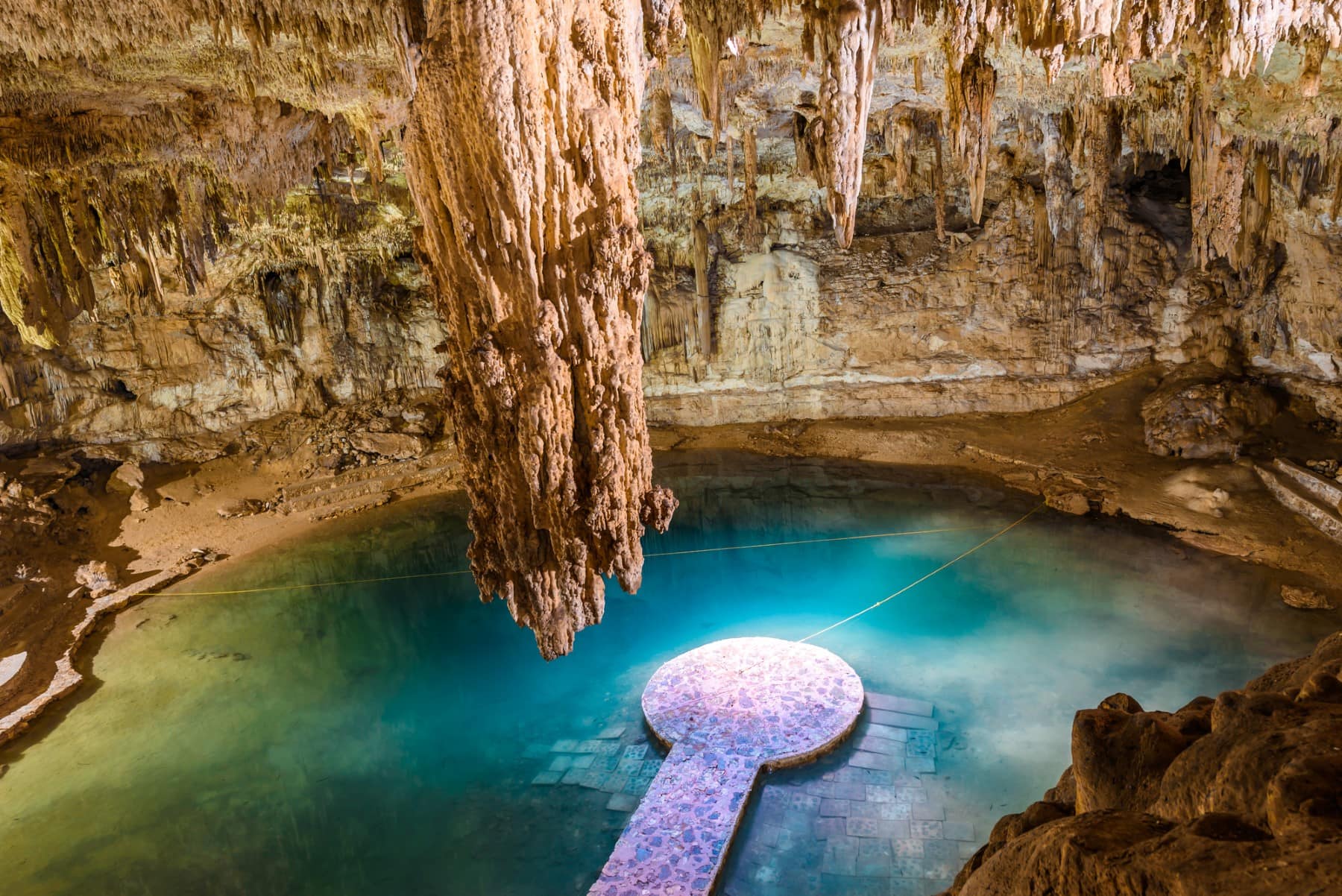 cenote-suytun-mexico