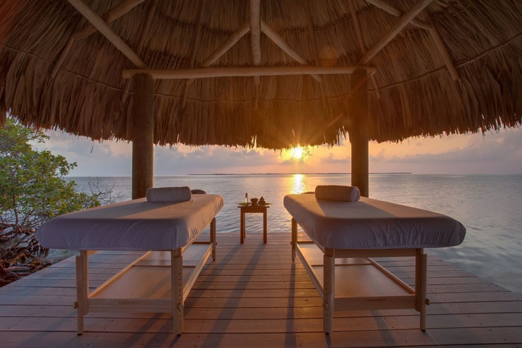 coco-plum-island-resort-outdoor-spa