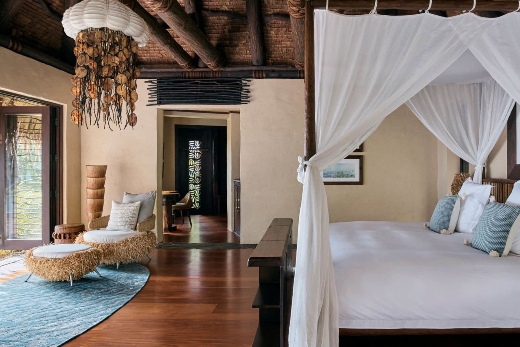como-laucala-island-bedroom