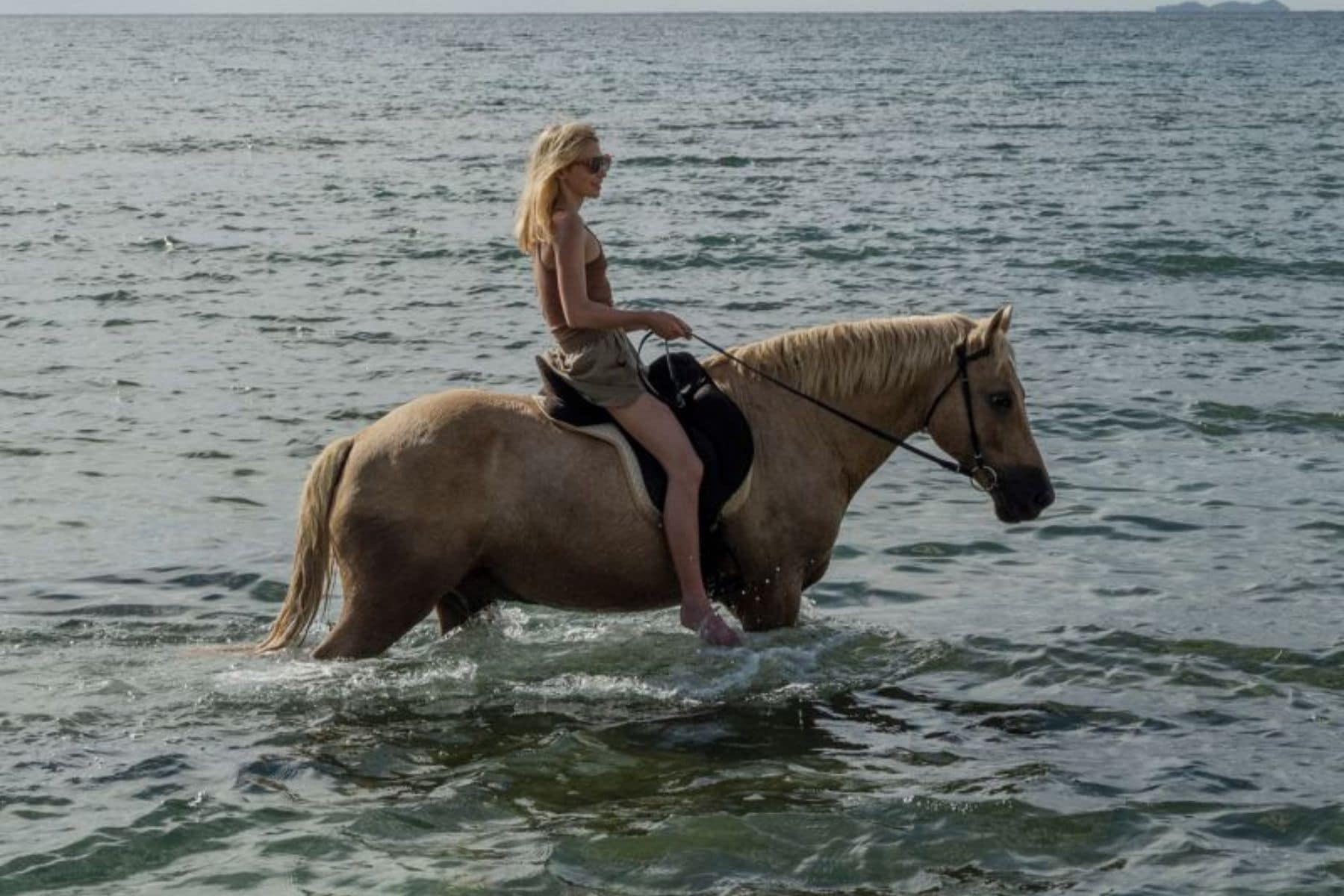 como-laucala-island-horsebackriding