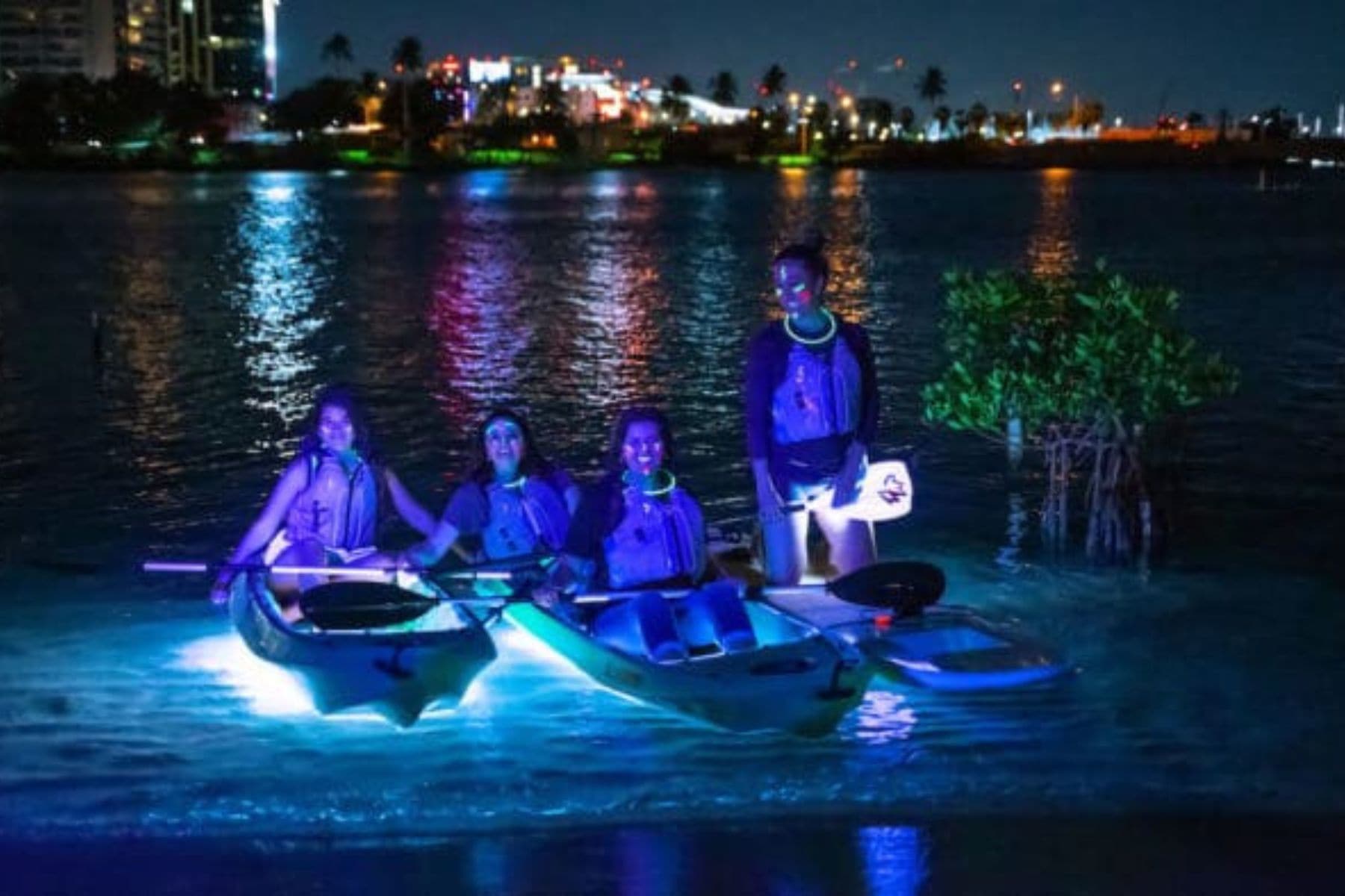 condado-ocean-club-kayak