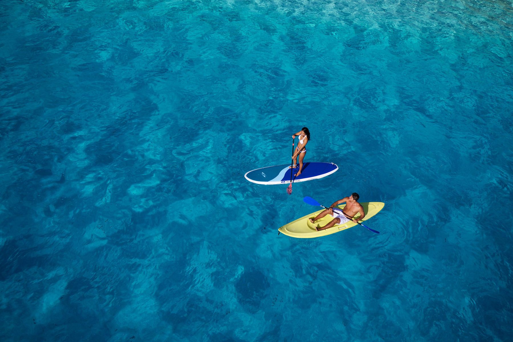 empty snorkel spots at le moana