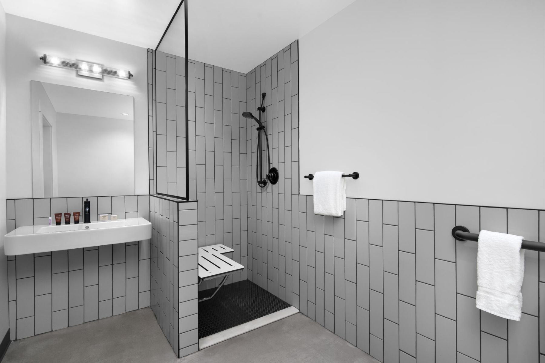 Evo Hotel Bathroom
