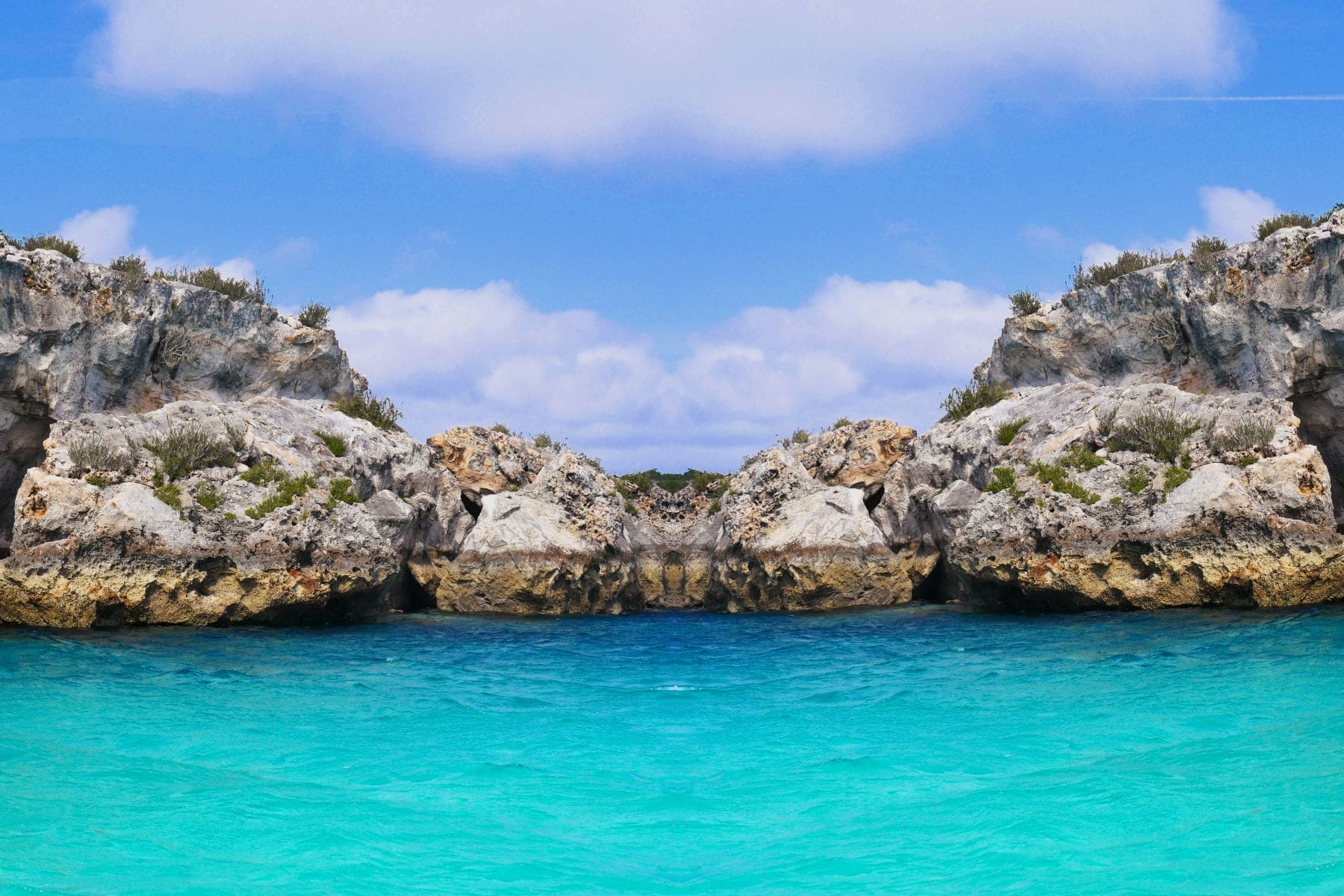 Explore The World Famous Thunderball Grotto