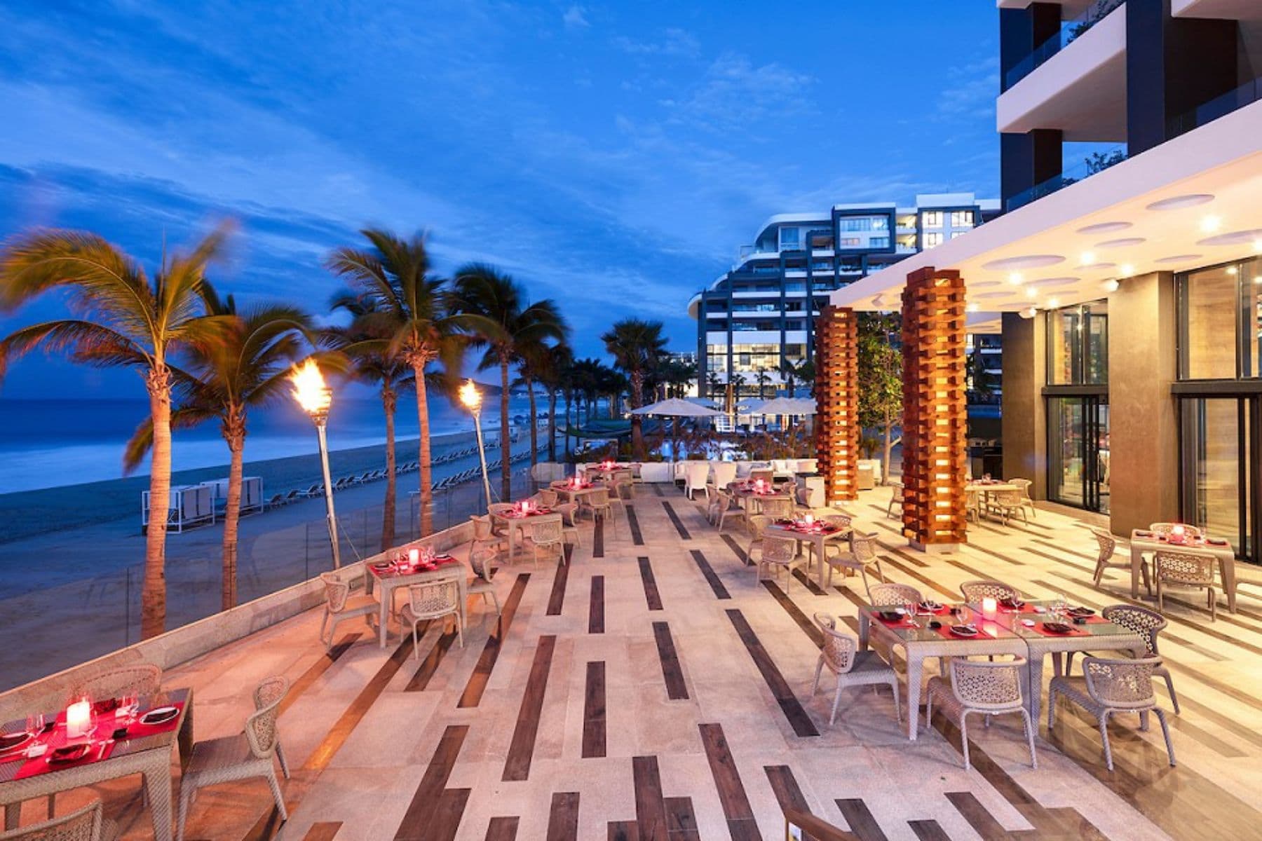 garza-blanca-resort-hiroshi-tables