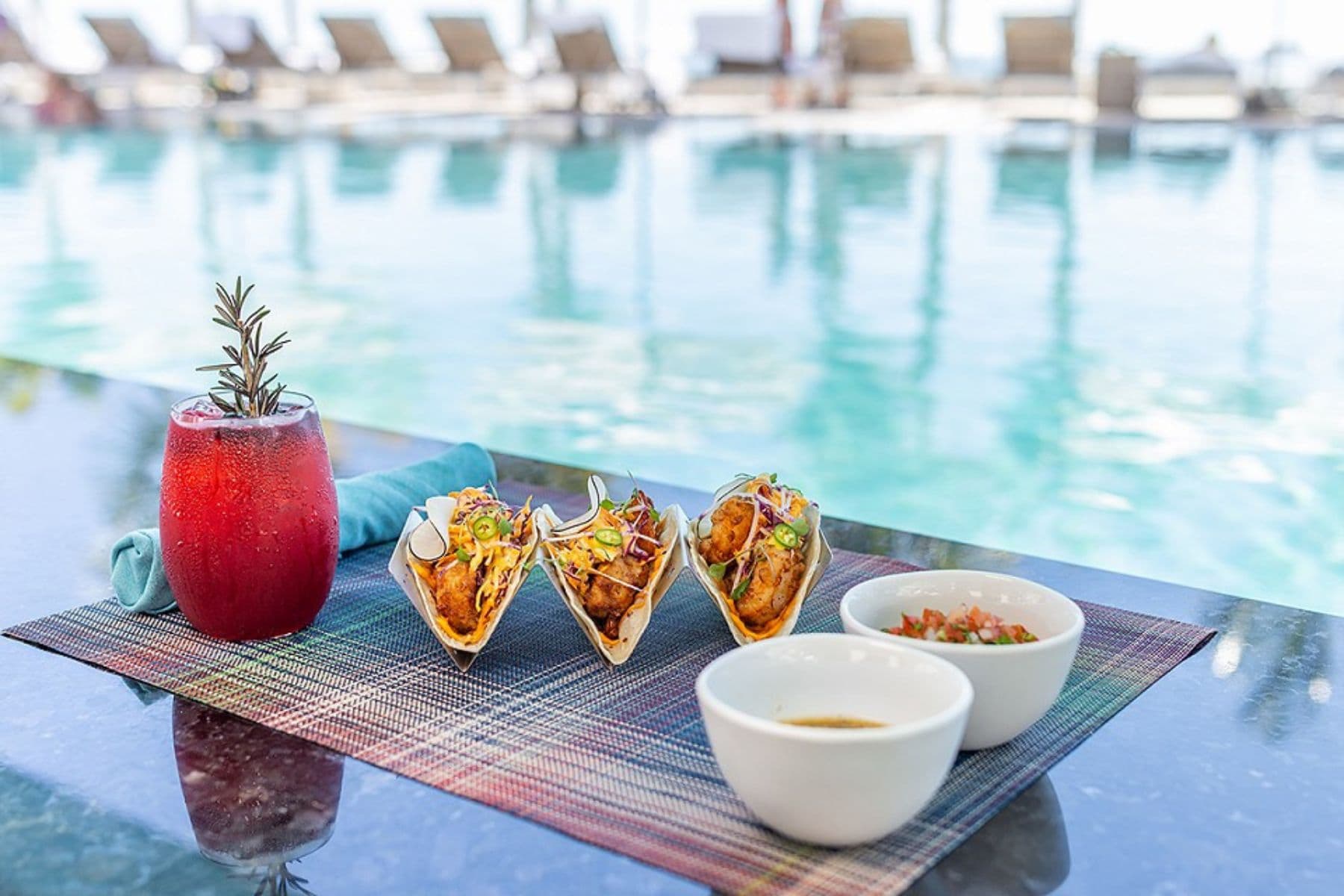 garza-blanca-resort-snackbar