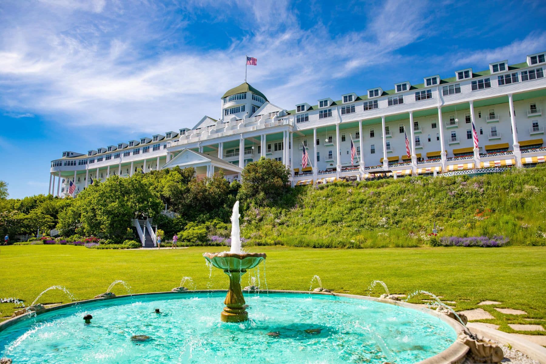 10-best-mackinac-island-hotels-in-2025-victorian-charm-in-michigan
