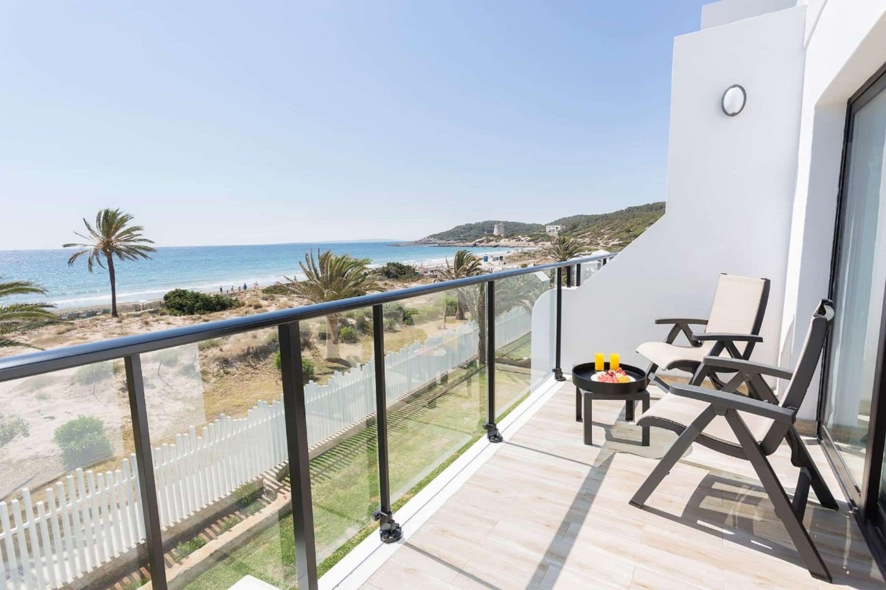 grand-palladium-white-island-overlooking